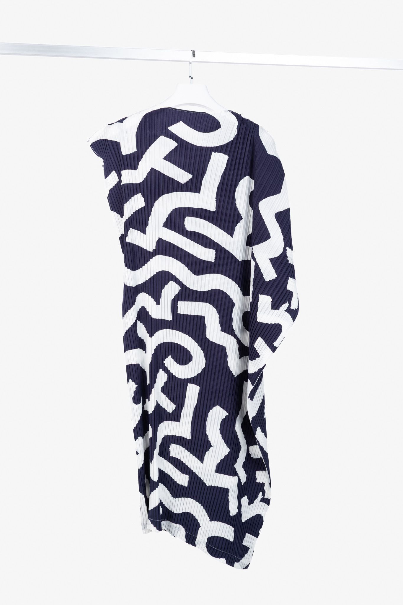 Issey Miyake Issey Miyake AW20 Accordion Pleated Geometric Maxi Dress Size ONE SIZE - 2 Thumbnail