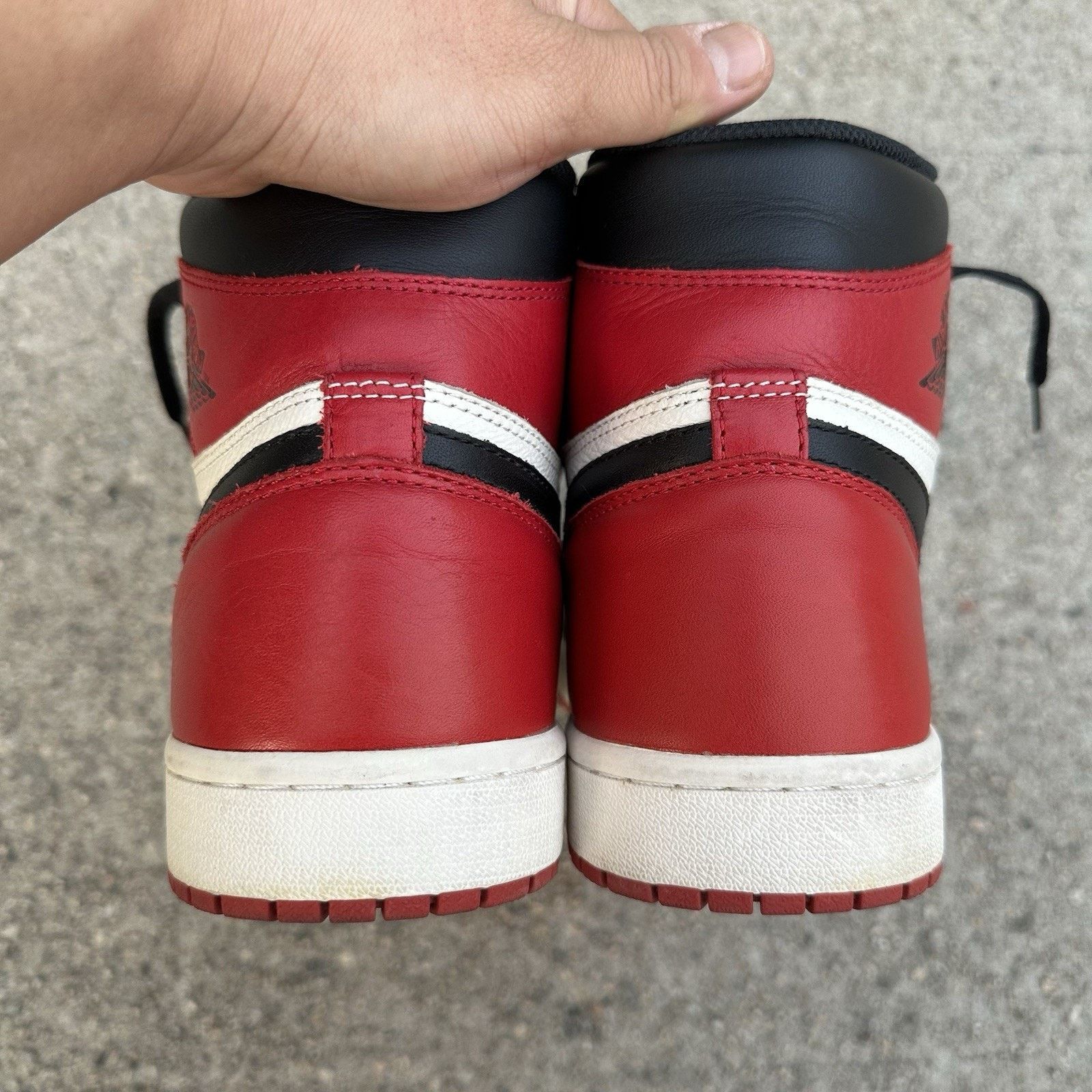 Jordan Brand × Nike Nike Air Jordan 1 Retro High OG ‘Bred Toe’ 2018 Shoes Size US 11 / EU 44 - 7 Thumbnail