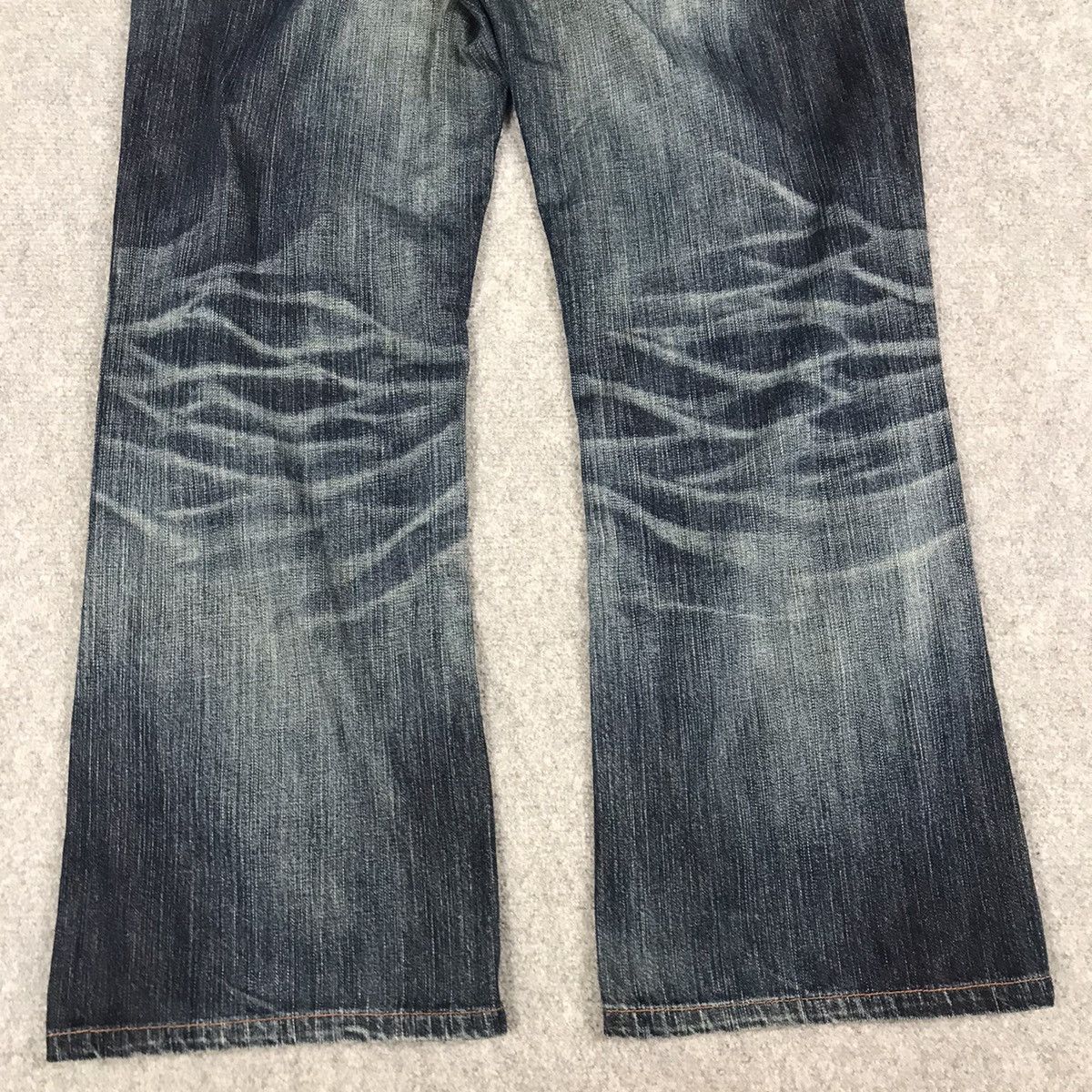 Japanese Brand FLARED JEANS EDWIN DENIM DISTRESSED DENIM PANTS Size US 32 / EU 48 - 9 Thumbnail