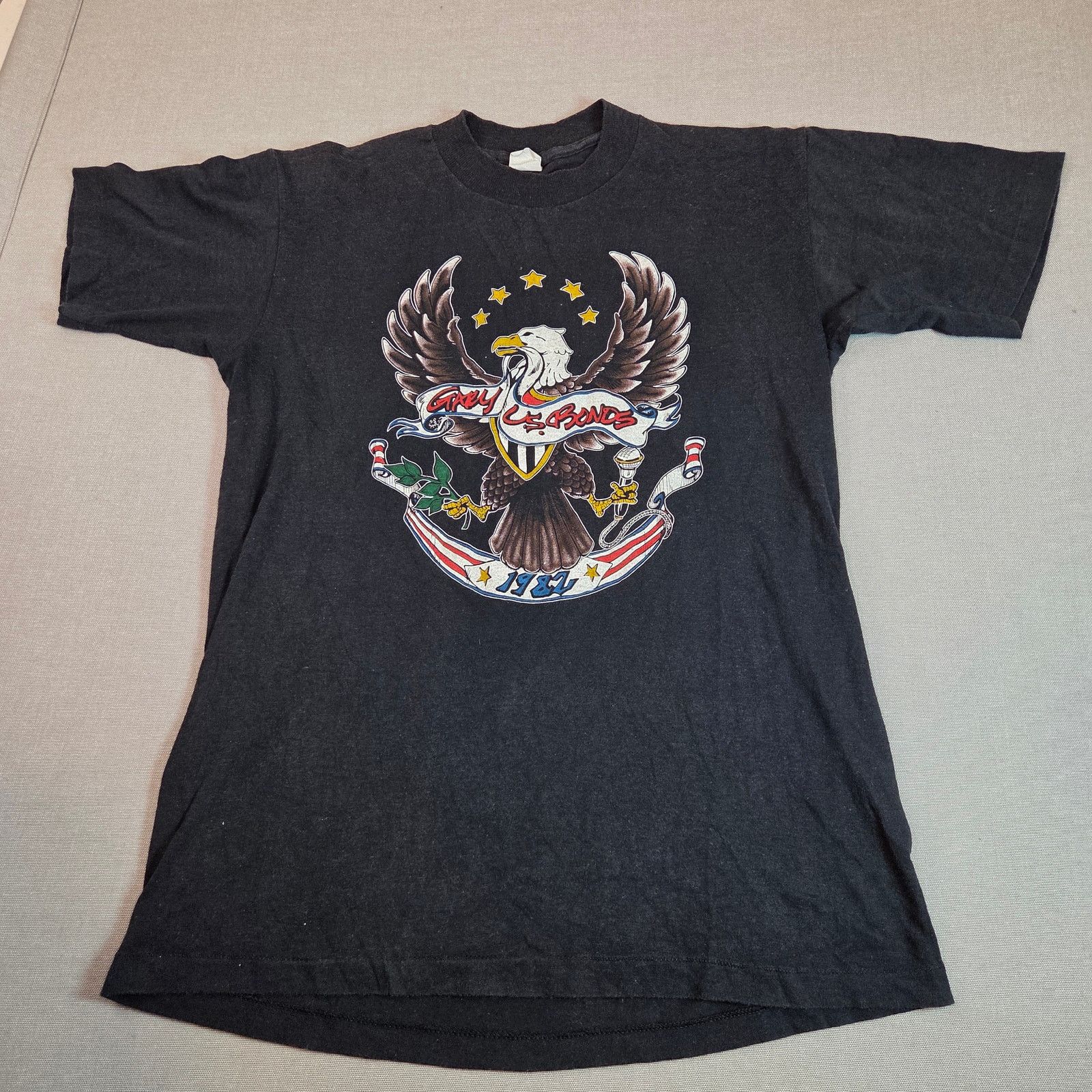 Vintage Vintage 1982 Gary U.S. Bonds On The Line Tour Tee USA Size US L / EU 52-54 / 3 - 1 Thumbnail