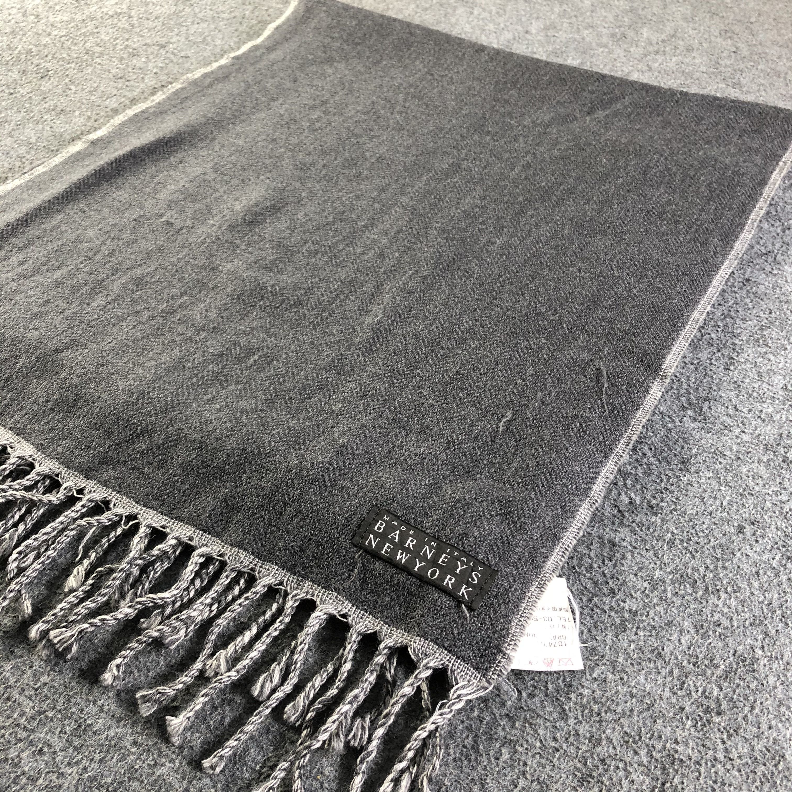 Barneys New York Barneys New York Scarf / Muffler / Neckwear P047 Size ONE SIZE - 4 Thumbnail