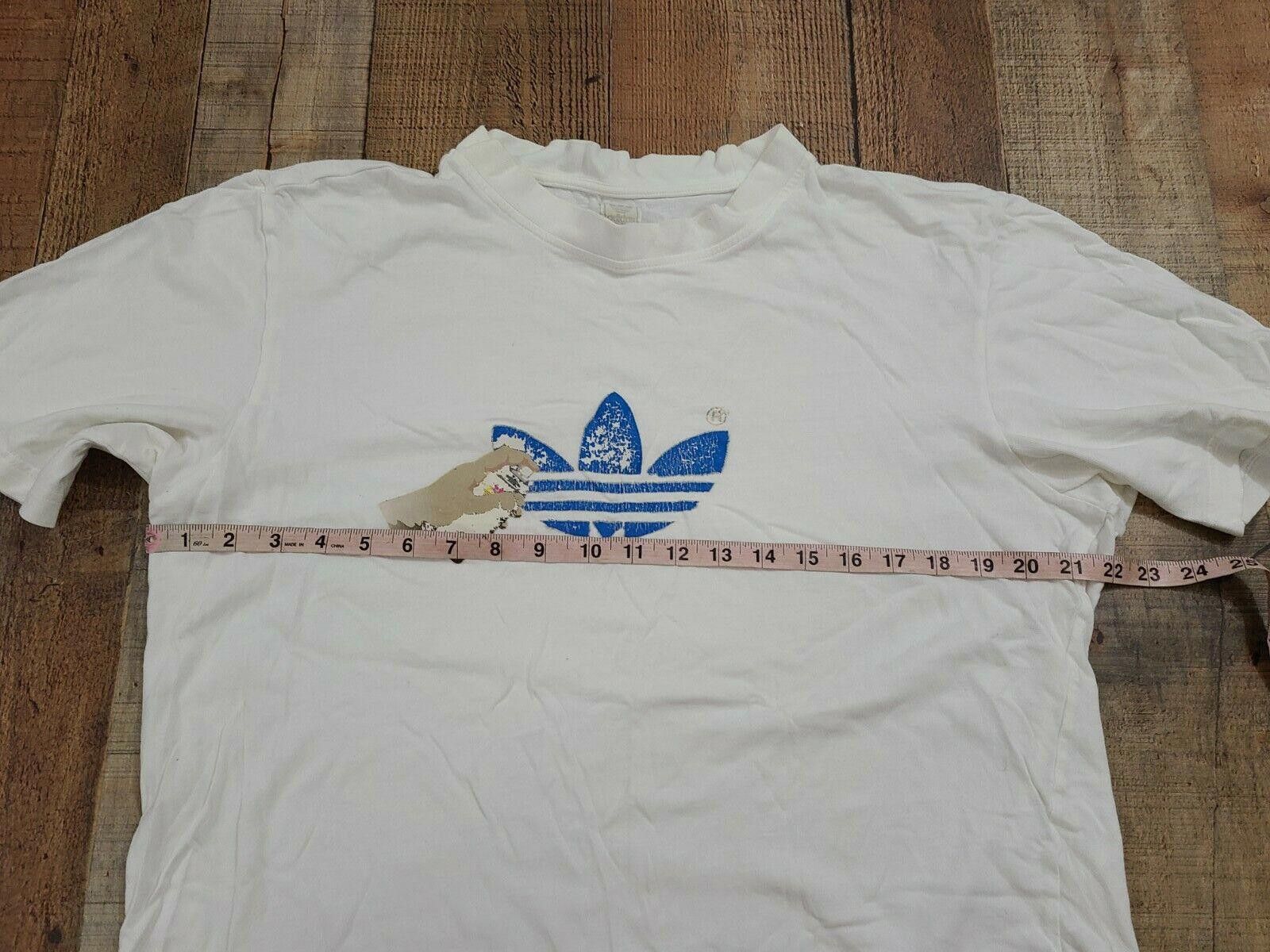 Adidas Vintage Adidas Shirt Large Silver Tag Spray Paint 90s Y2k Size US L / EU 52-54 / 3 - 5 Thumbnail