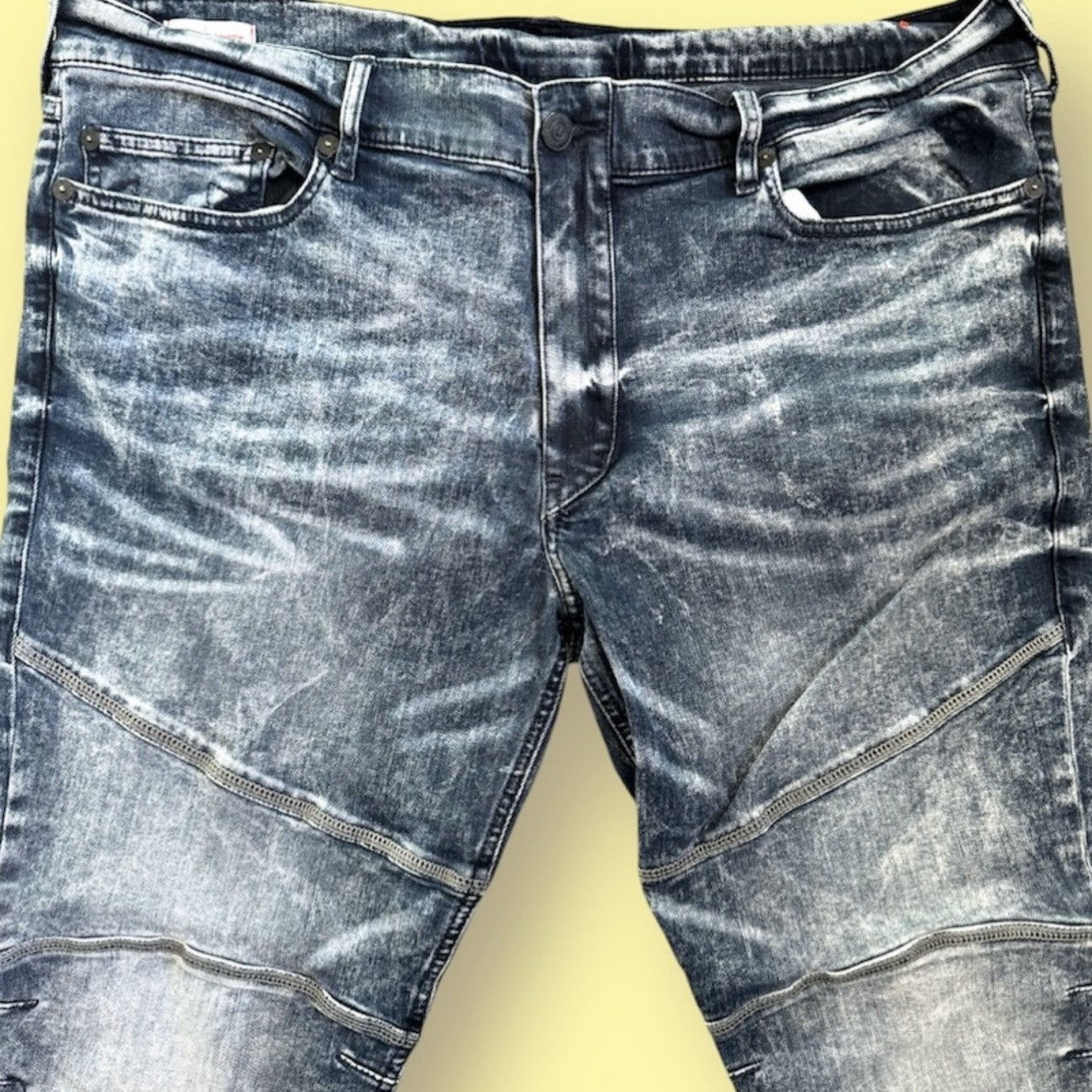 True Religion NWOT True Religion Acid Washed Jeans Geno (40) Size US 40 / EU 56 - 2 Thumbnail