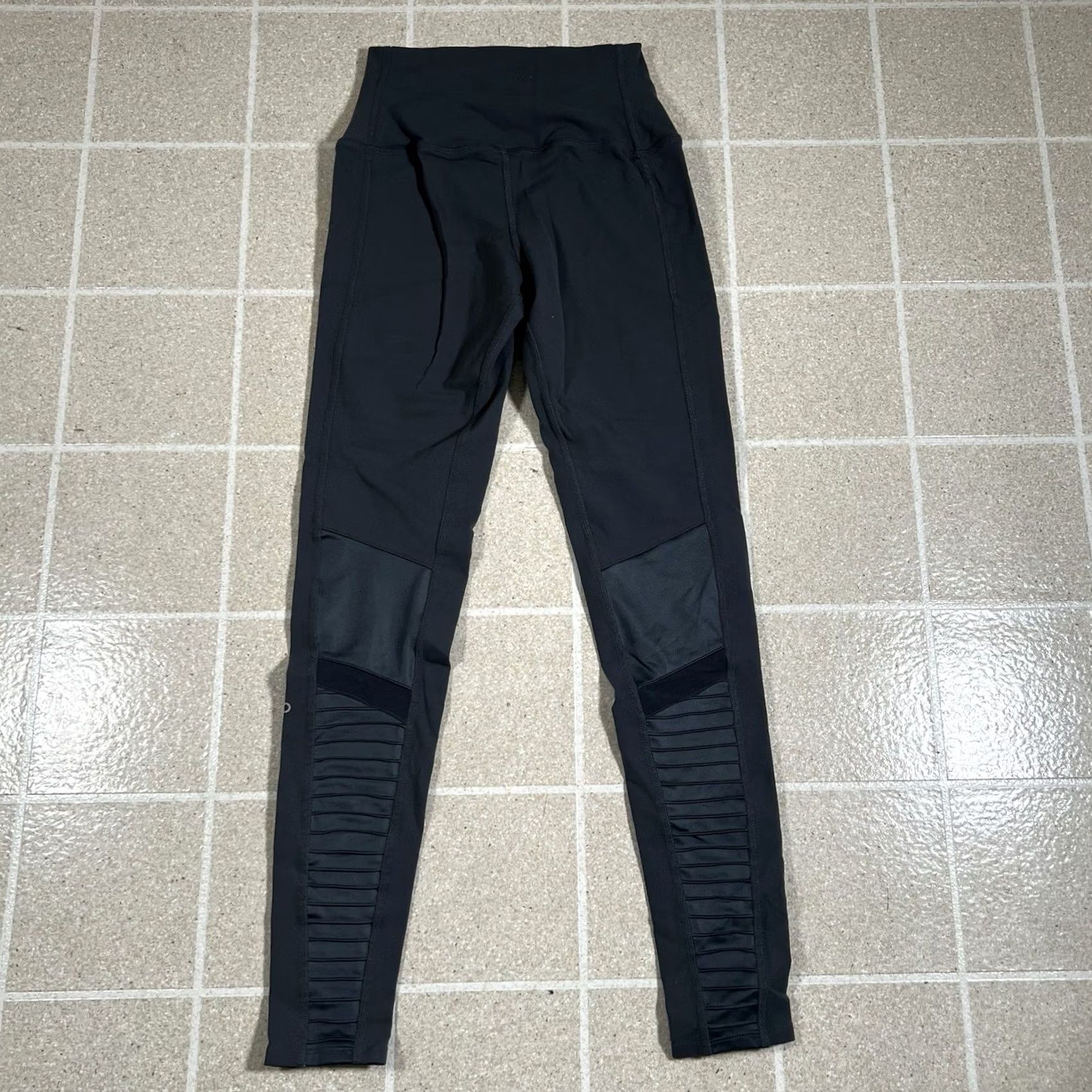 Alo ALO Yoga Leggings Woman S Gray Ribbed High Waist Athletic Activewear Size 28" / US 6 / IT 42 - 5 Thumbnail