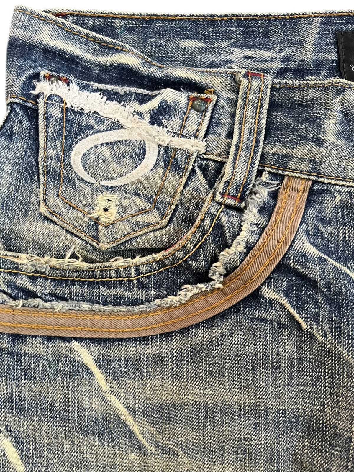 Ed Hardy Vintage Red Pepper Studded Embroidded Mudwash Denim Size US 34 / EU 50 - 4 Thumbnail