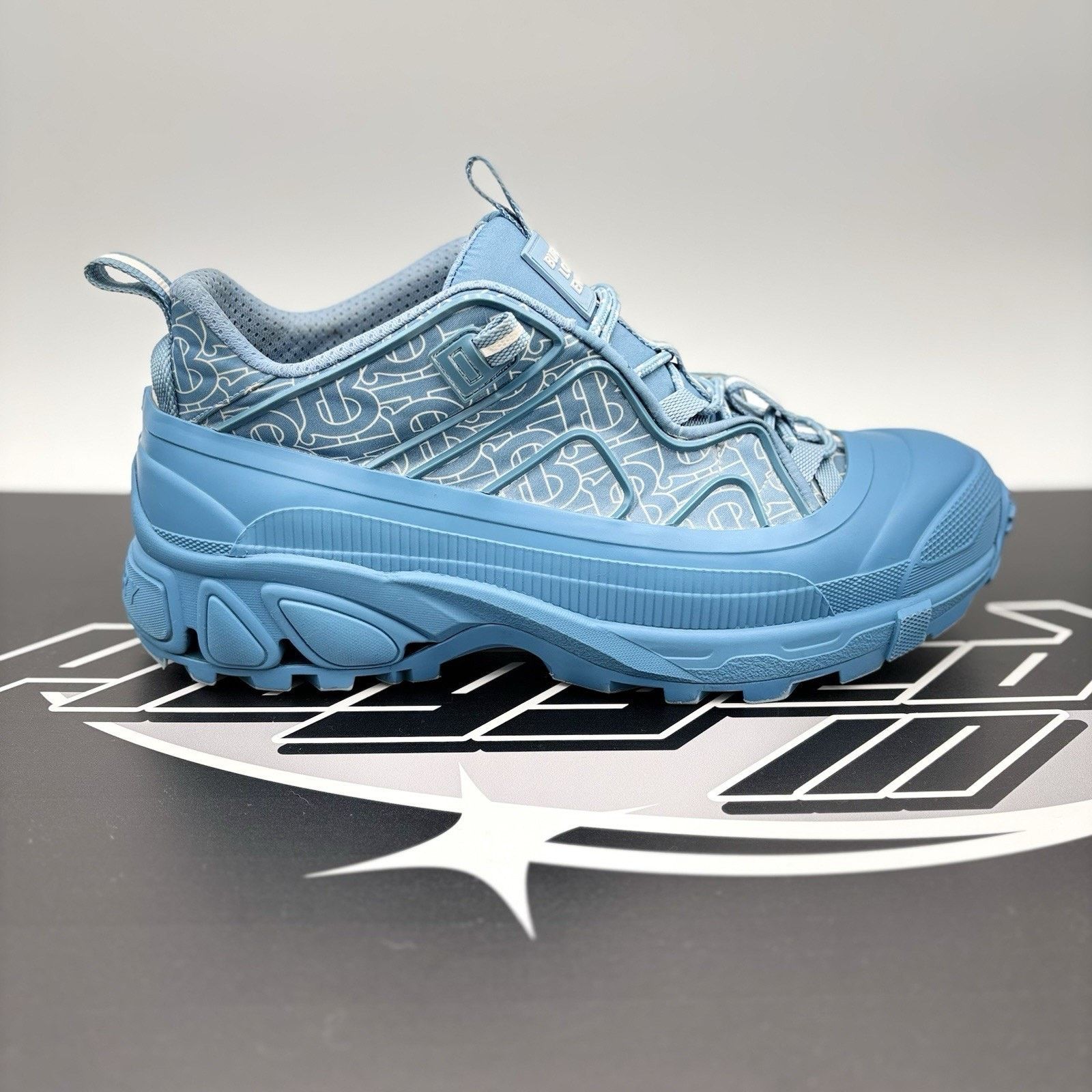 Burberry Burberry Arthur ‘ Blue ‘ Low-Top Sneakers Monogram | GREAT! Size US 12 / EU 45 - 2 Thumbnail