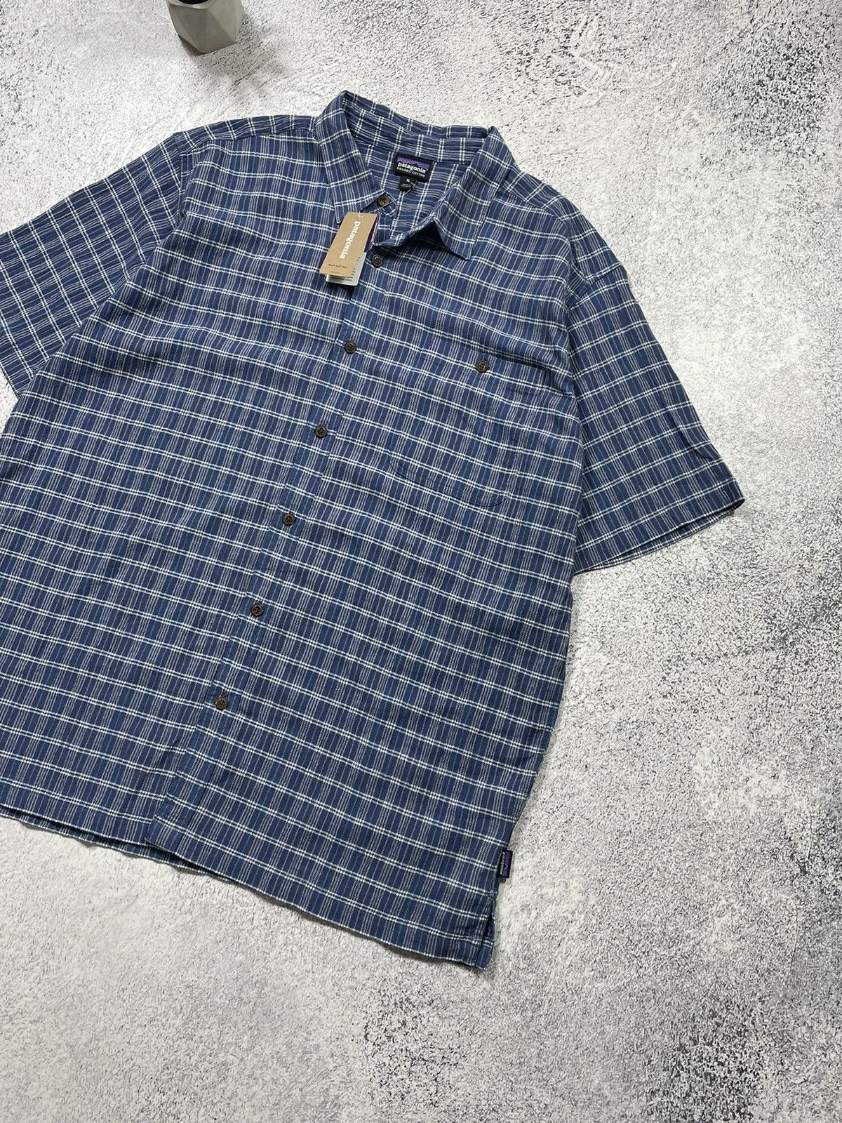 Patagonia × Vintage Patagonia Outdoor Organic Cotton Button Up Camp Shirt Size US XL / EU 56 / 4 - 2 Thumbnail