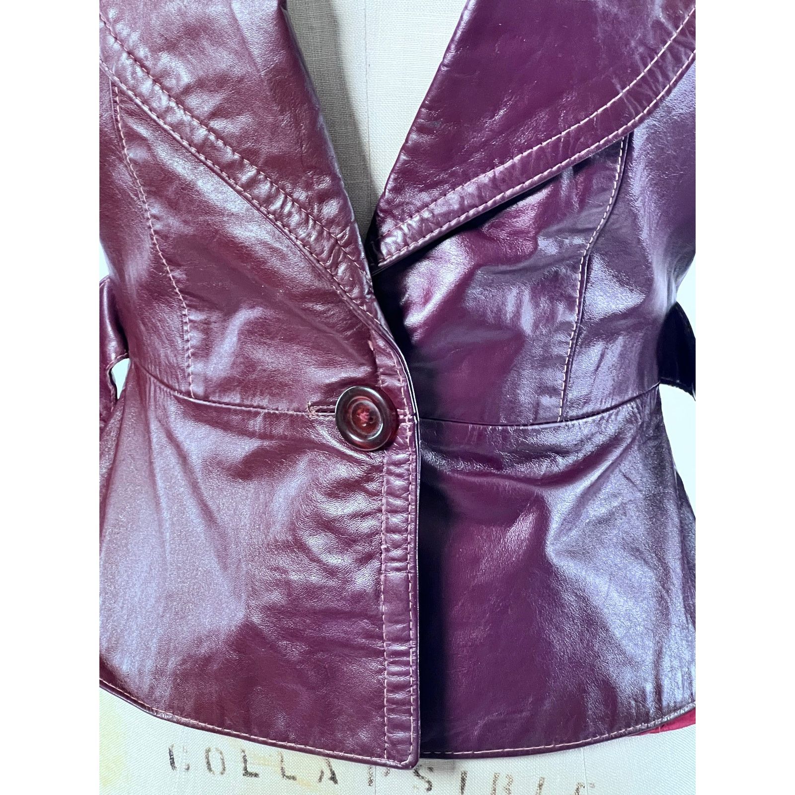 Vintage VTG 70s Plum Fitted Leather Peplum Jacket Tie Waist XS Size XS / US 0-2 / IT 36-38 - 9 Thumbnail