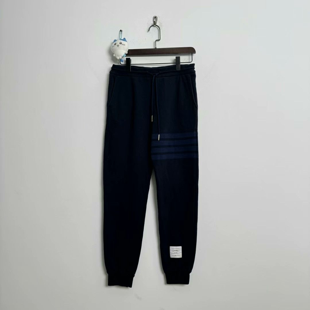 Thom Browne thom browne navy four-stripe sweatpants Size US 30 / EU 46 - 1 Thumbnail