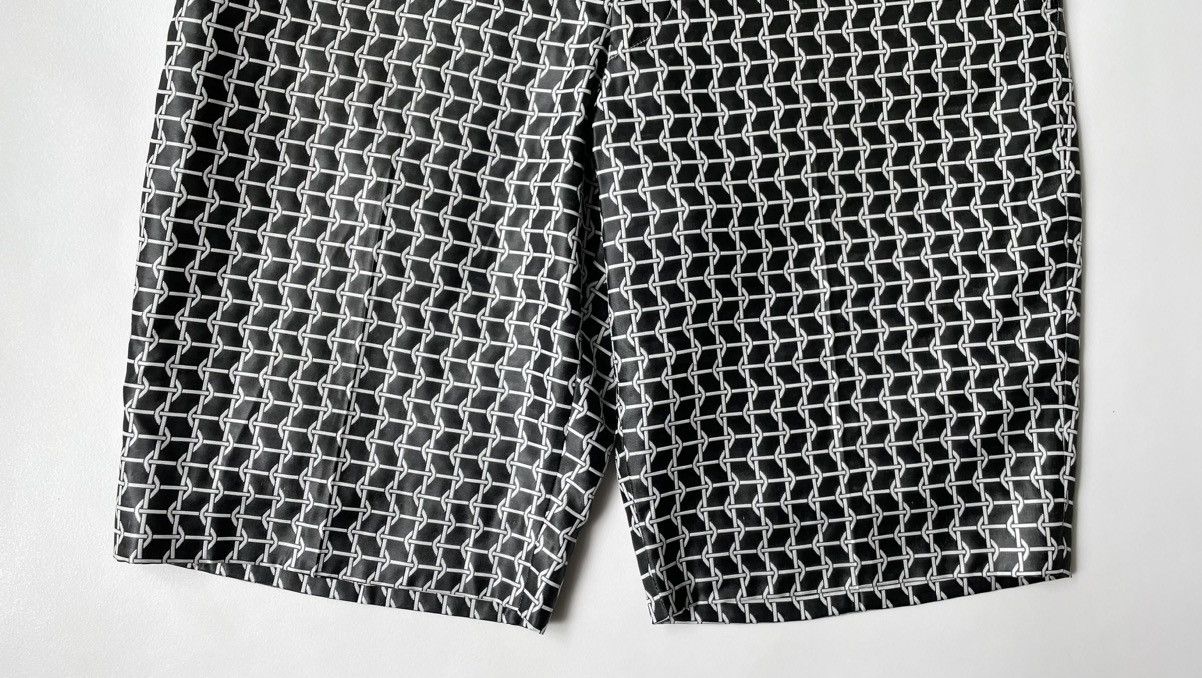Comme des Garcons S/S 12 ‘Chain Patterned’ Nylon Shorts Size US 32 / EU 48 - 6 Thumbnail
