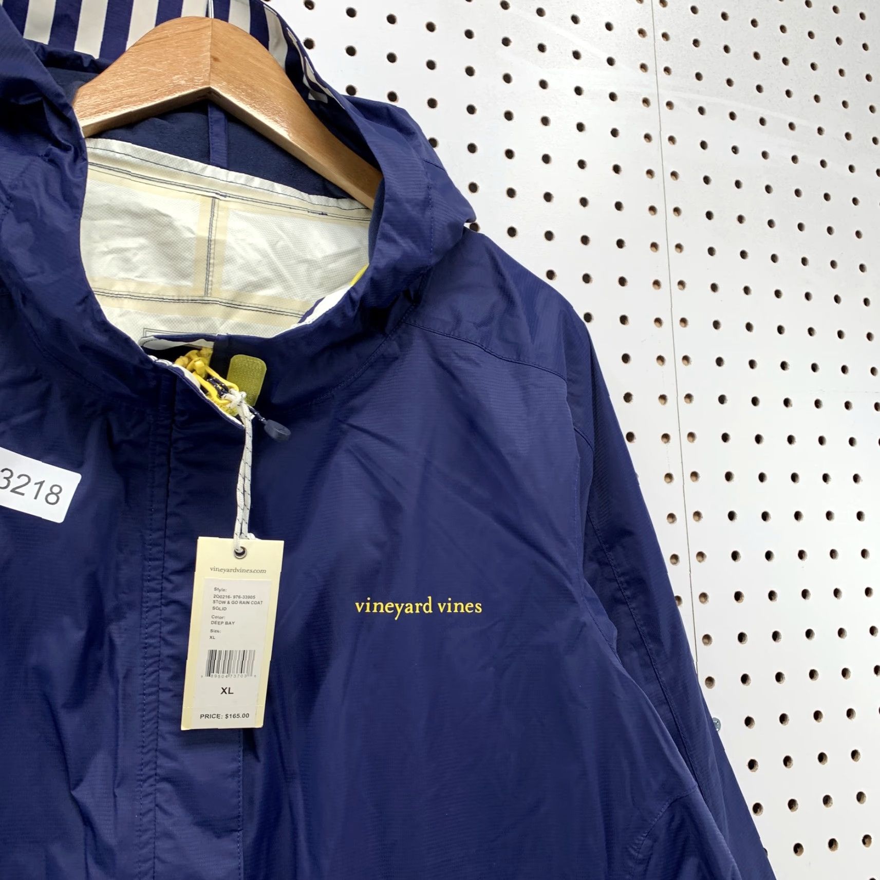 Vineyard Vines NEW Vineyard Vines Rain Coat Womens XL Blue Yellow Water Proof NWT 65 Size XL / US 12-14 / IT 48-50 - 6 Thumbnail