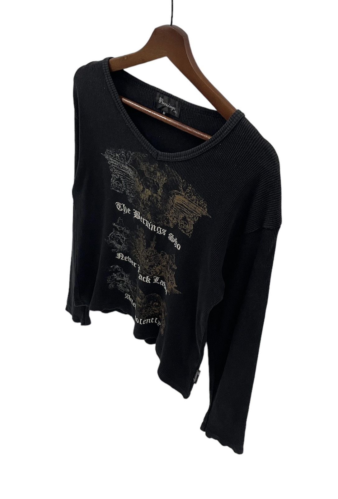 If Six Was Nine Bernings Sho Japan Embroidery Tshirts Size US S / EU 44-46 / 1 - 3 Thumbnail