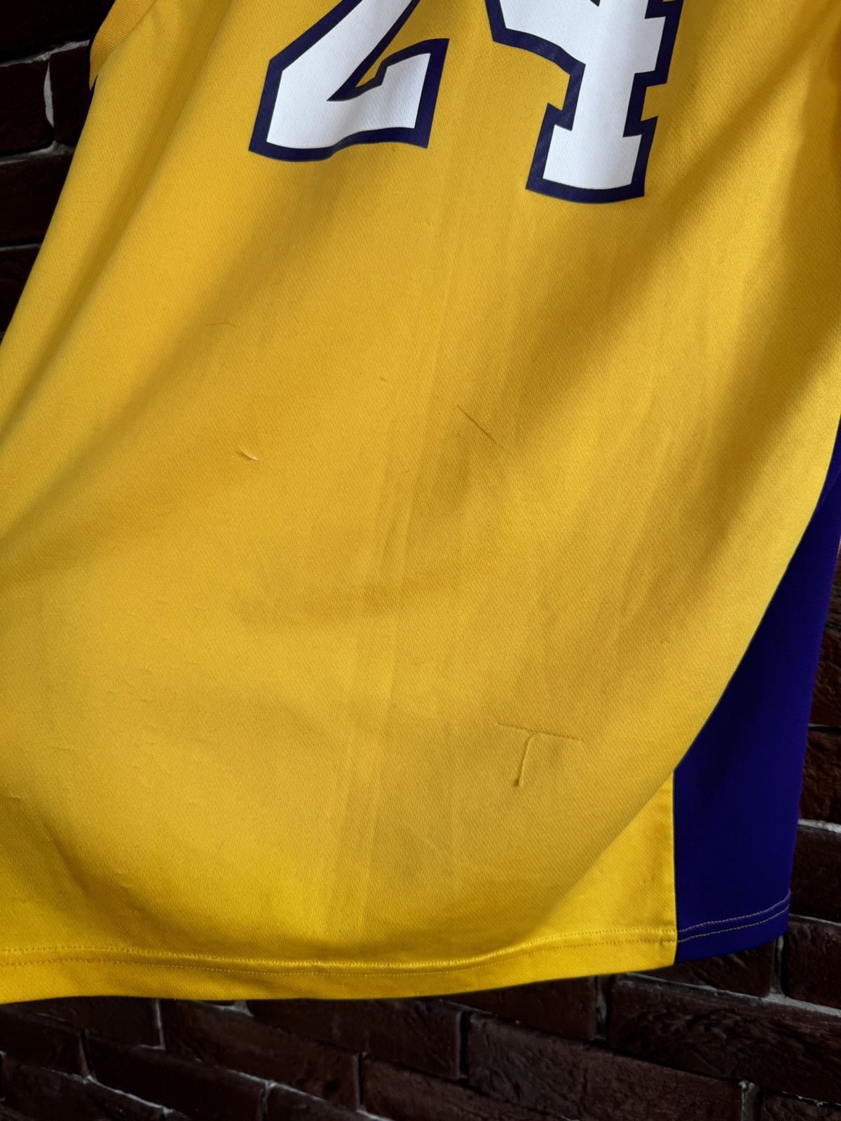 Vintage 00s Adidas LA Lakers 24 Bryant Basketball NBA Jersey