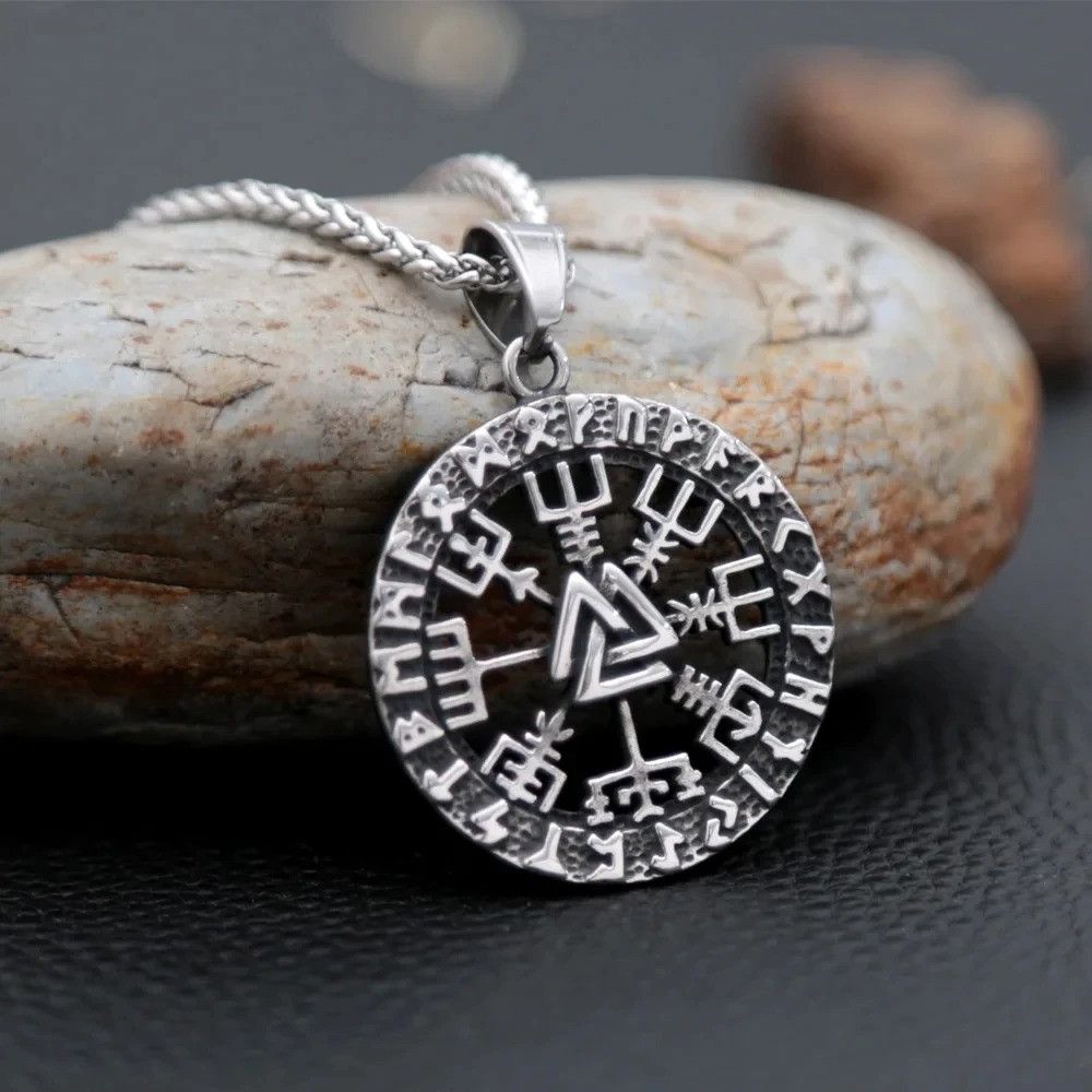 Vintage Vintage Nordic Compass Pendant Necklace Size ONE SIZE - 6 Thumbnail