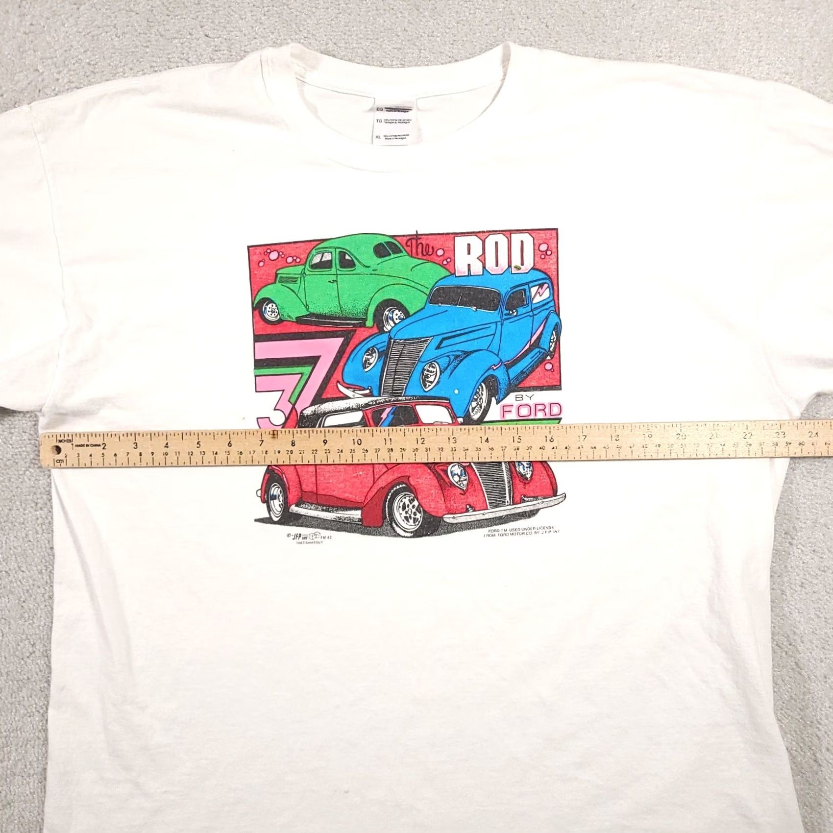 Gildan VINTAGE The Rod By Ford Classic Cars T Shirt Mens XL Graphic Hot Rod Shirt Mens XL White Cotton Jersey Gildan Cars 80s? Size US XL / EU 56 / 4 - 7 Thumbnail