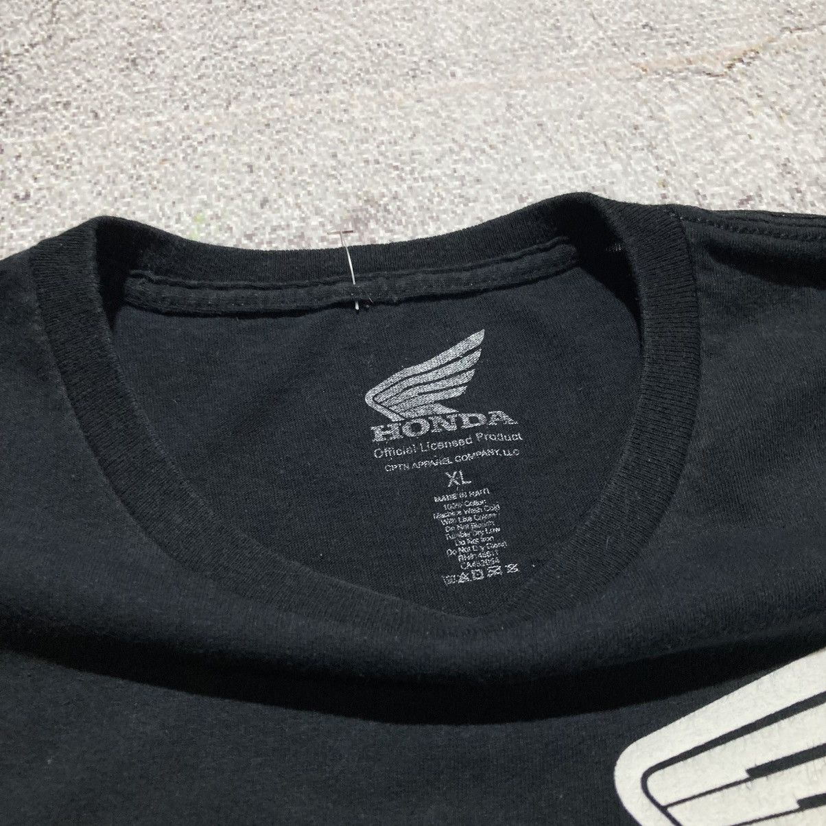 Honda Vintage Honda Hot Lap Logo Graphic T-shirt Black Size US XL / EU 56 / 4 - 13 Thumbnail