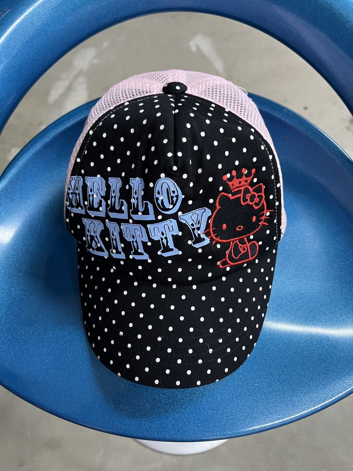 Cartoon Network RARE VINTAGE HELLO KITTY BY SANRIO TRUCKER SNAPBACK Size ONE SIZE - 6 Thumbnail