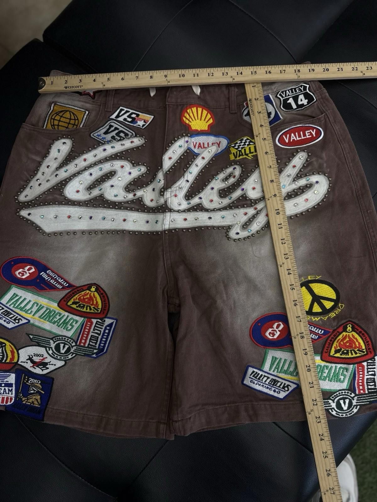 Vale Valley Brown Denim Patchwork Shorts Size 36 (Brand New) Size US 36 / EU 52 - 7 Thumbnail