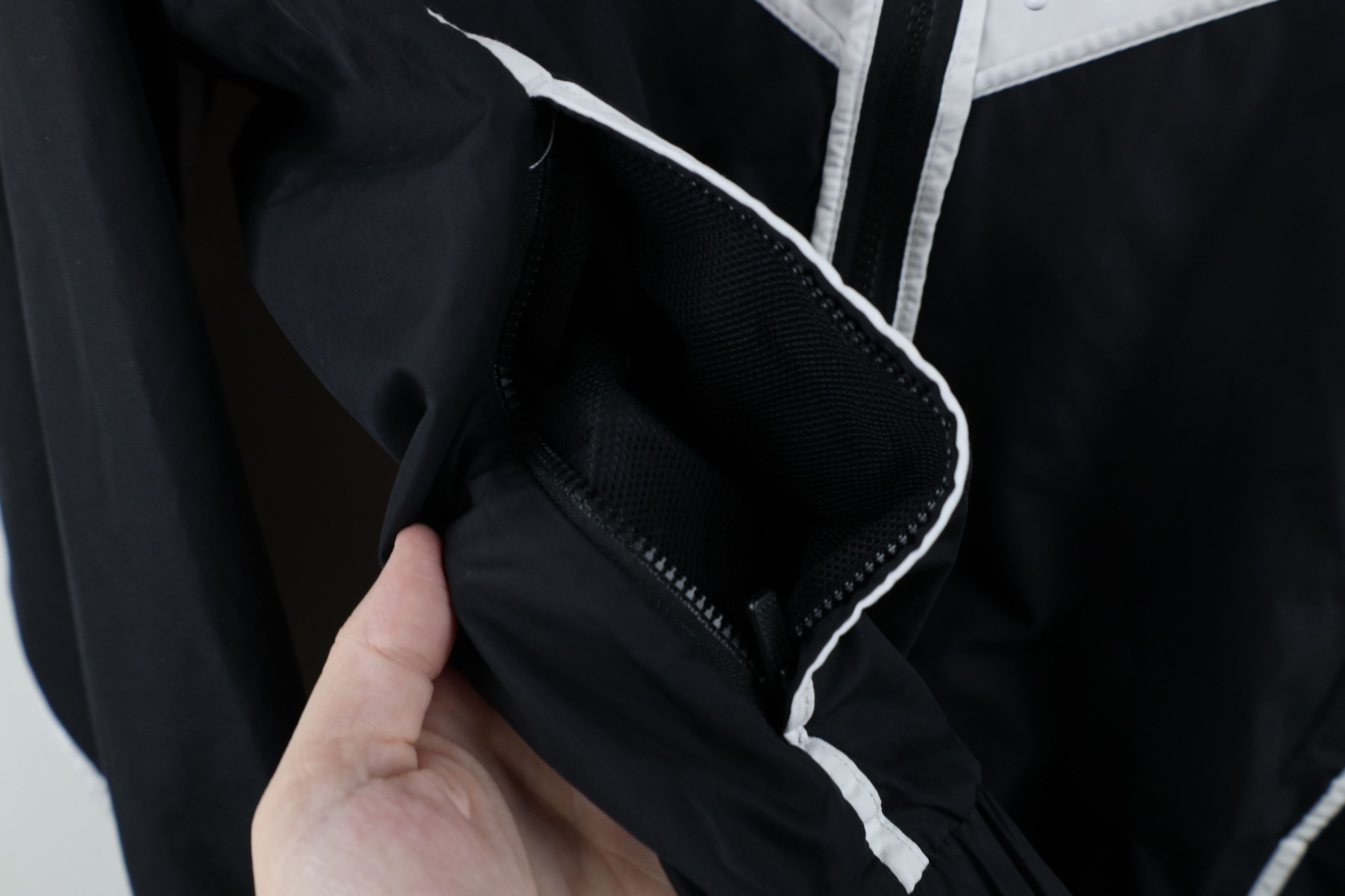 Nike Nike Spell Out Color Block Full Zip Hooded Windrunner Jacket Size M / US 6-8 / IT 42-44 - 6 Thumbnail