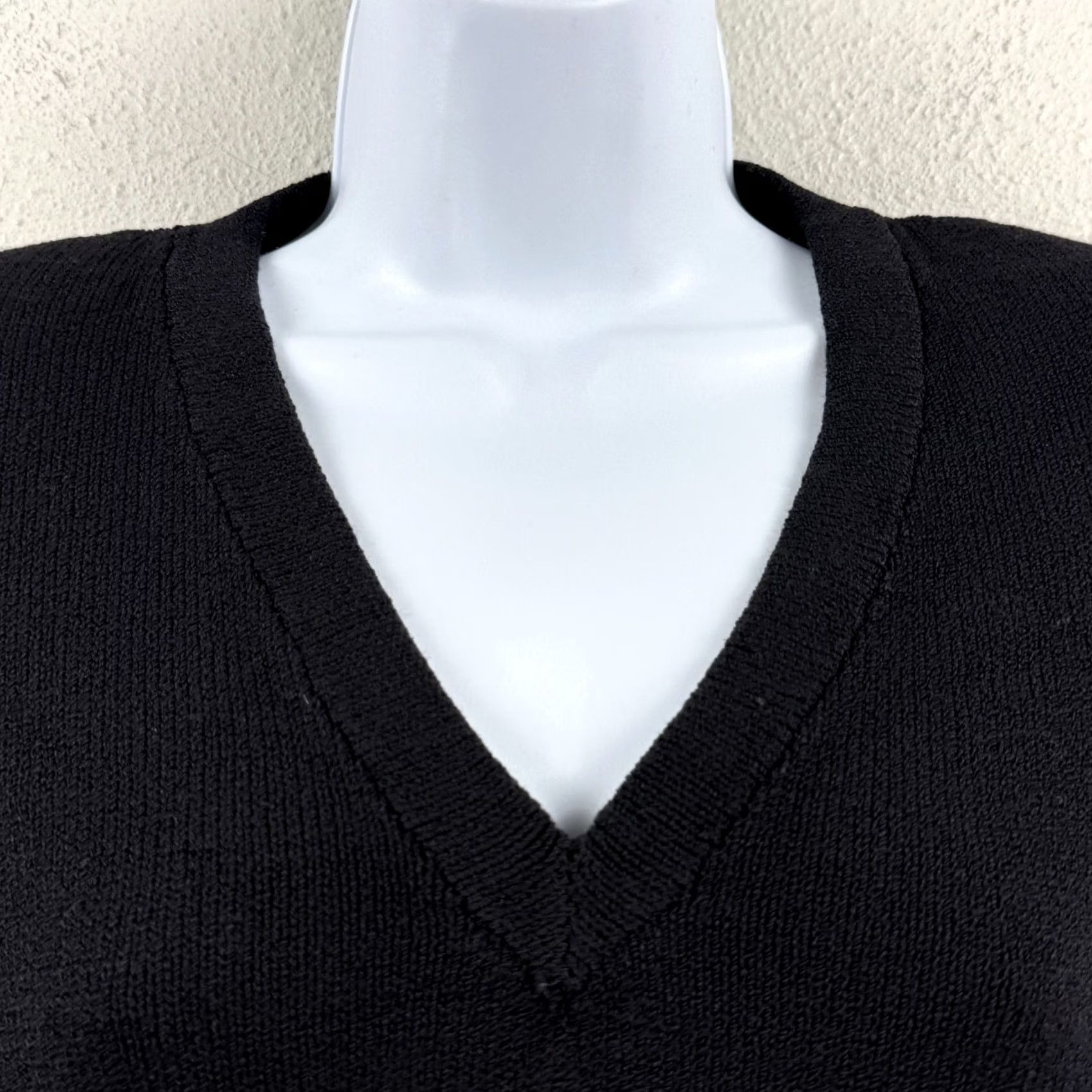 Vintage VINTAGE St. John Knits Black Knit Sweater Dress V Neck Size 12 Made In USA 80s Size XL / US 12-14 / IT 48-50 - 5 Thumbnail