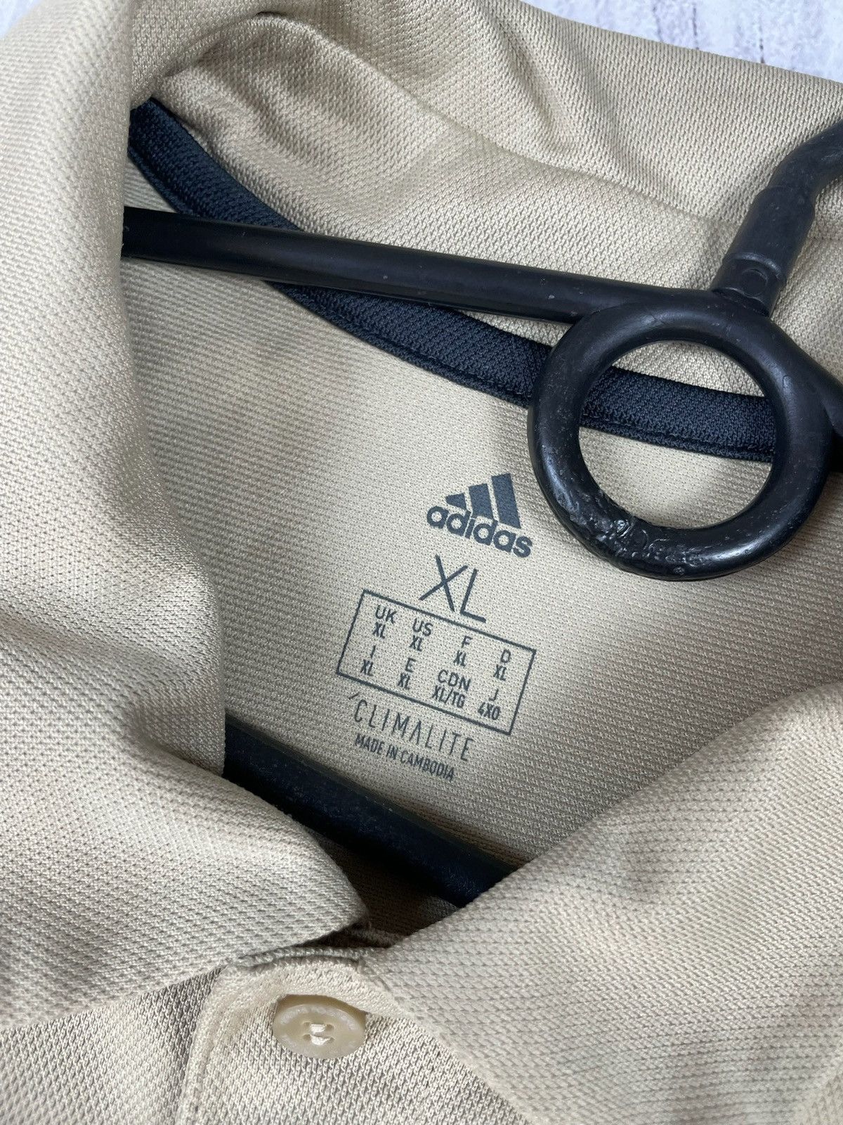 Adidas Vintage soccer polo Ajax gold size XL rare Size US XL / EU 56 / 4 - 3 Thumbnail
