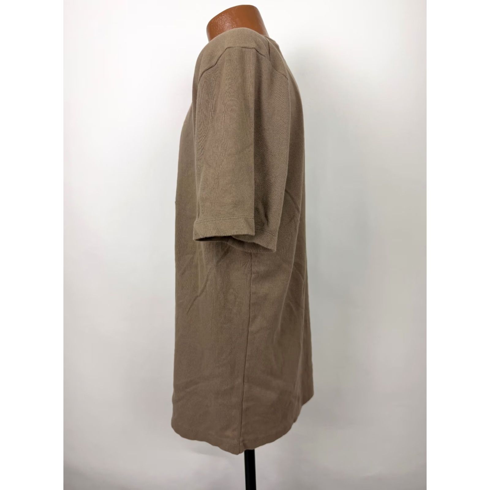 Vintage Brandini T-Shirt Men 2XL Tall V-Neck Short Sleeve Vintage Style Cotton Spandex Brown 90s Hipster Y2K Casual Shirt Mens Size US XXL / EU 58 / 5 - 6 Thumbnail