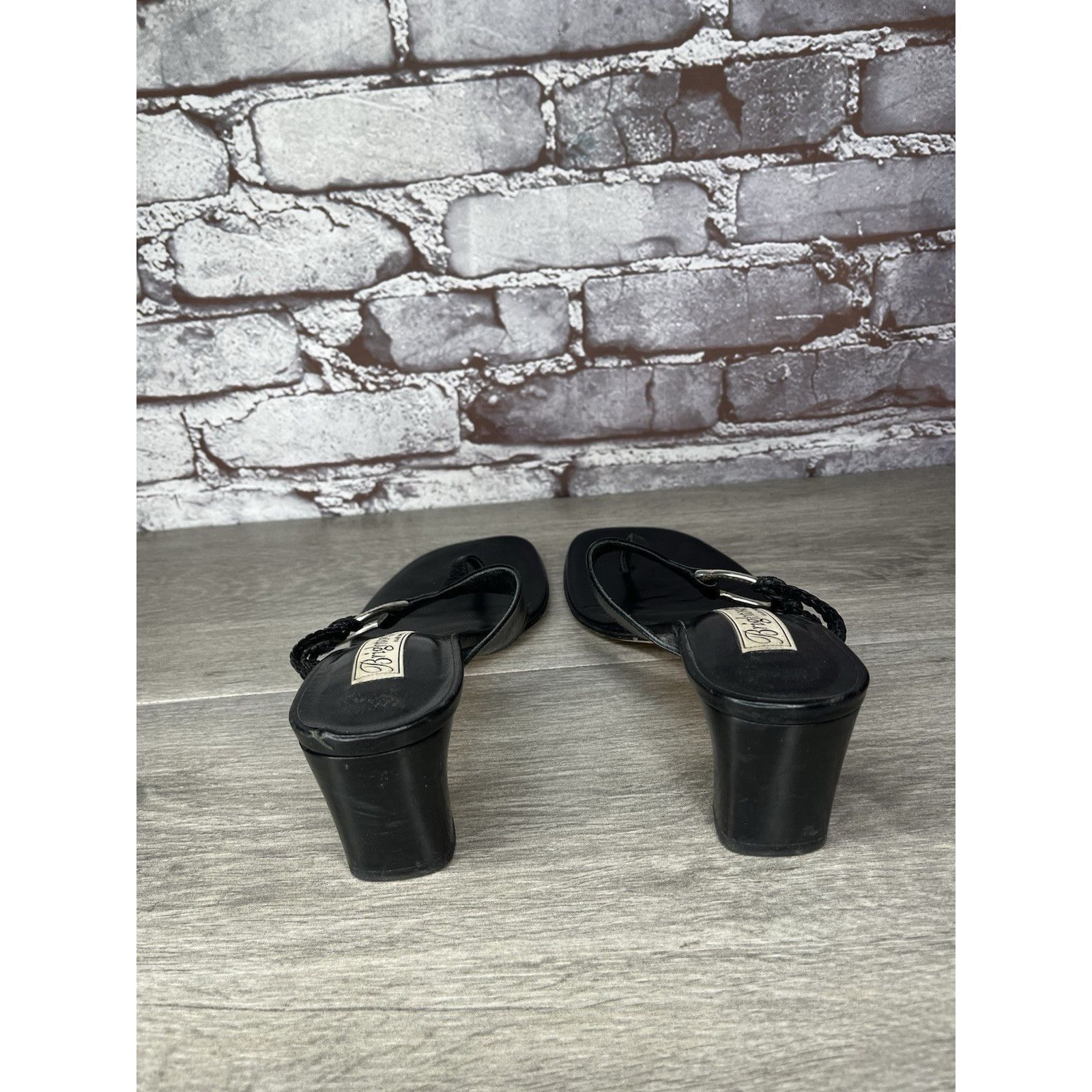 Brighton Brighton Tawny Black Leather Heel Buckle Thong Italy Sandals Size US 7.5 / IT 37.5 - 5 Thumbnail