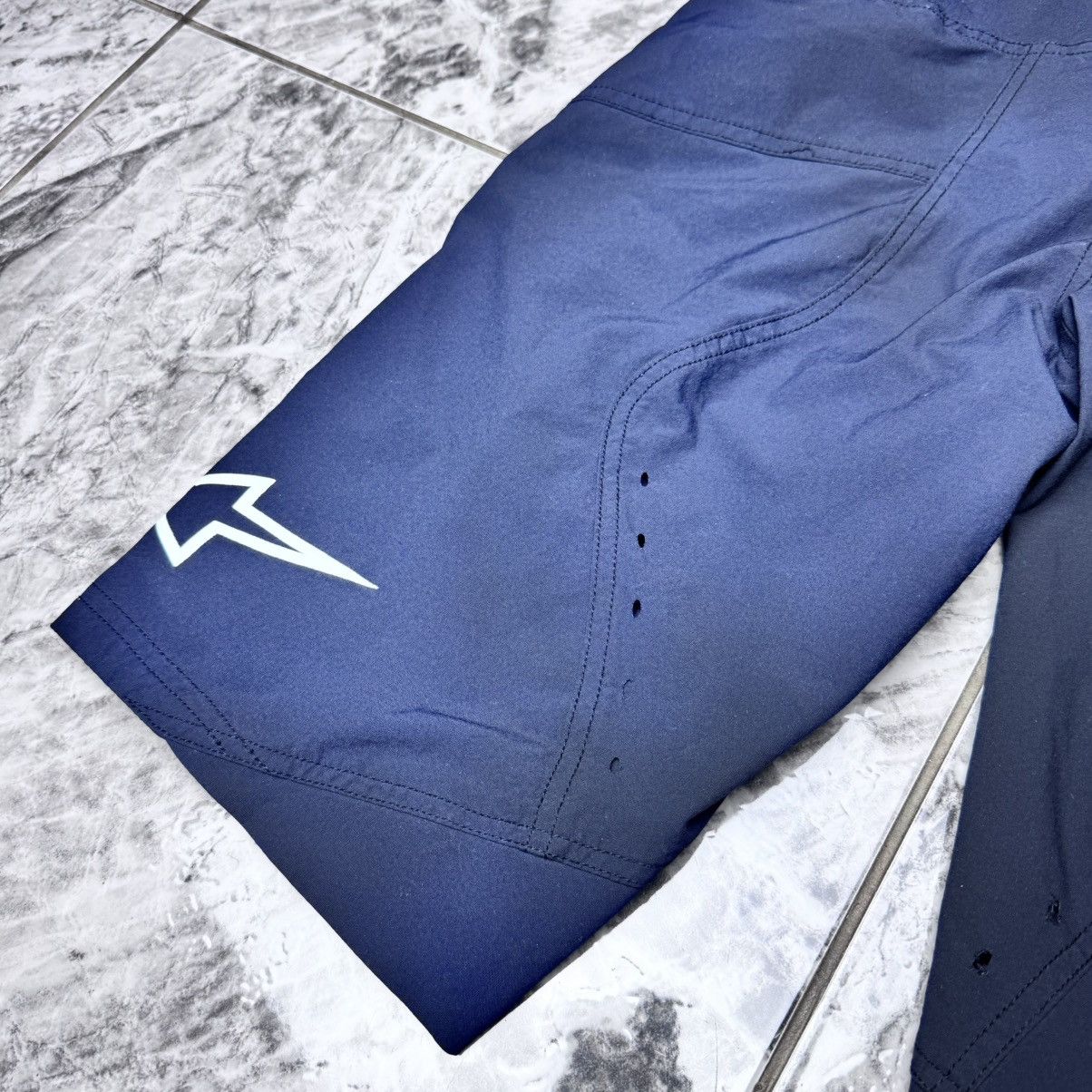 Alpinestars × Vintage Alpinestar shorts racing moto Size US 30 / EU 46 - 9 Thumbnail