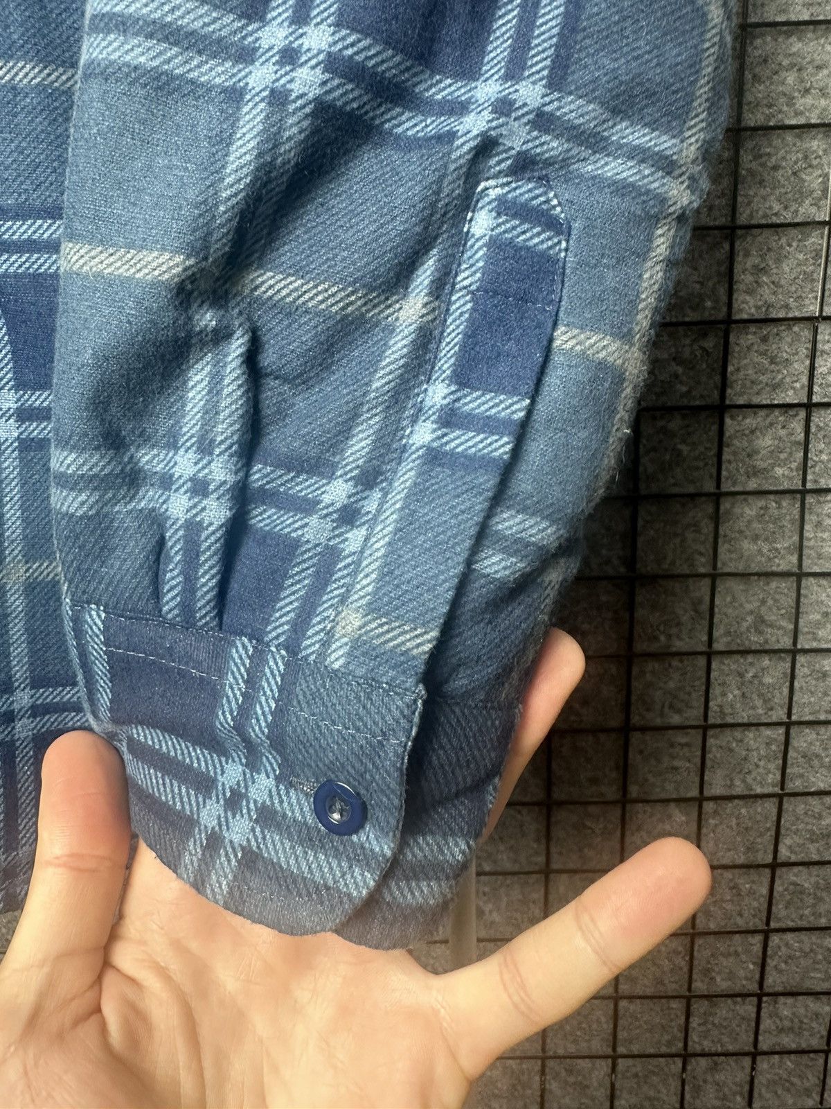 Vintage Streetwear Tartan Plaid Padded Overshirt Shirt Jacket Size L Size US L / EU 52-54 / 3 - 4 Thumbnail