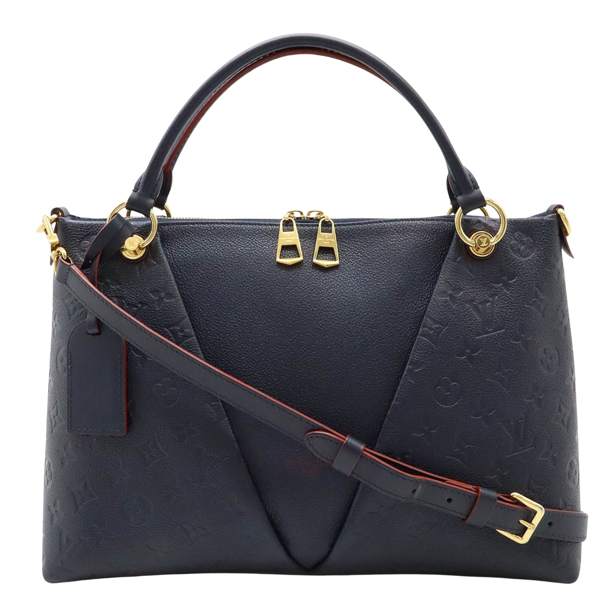 Louis Vuitton Louis Vuitton Tote V handbag Size ONE SIZE - 1 Thumbnail