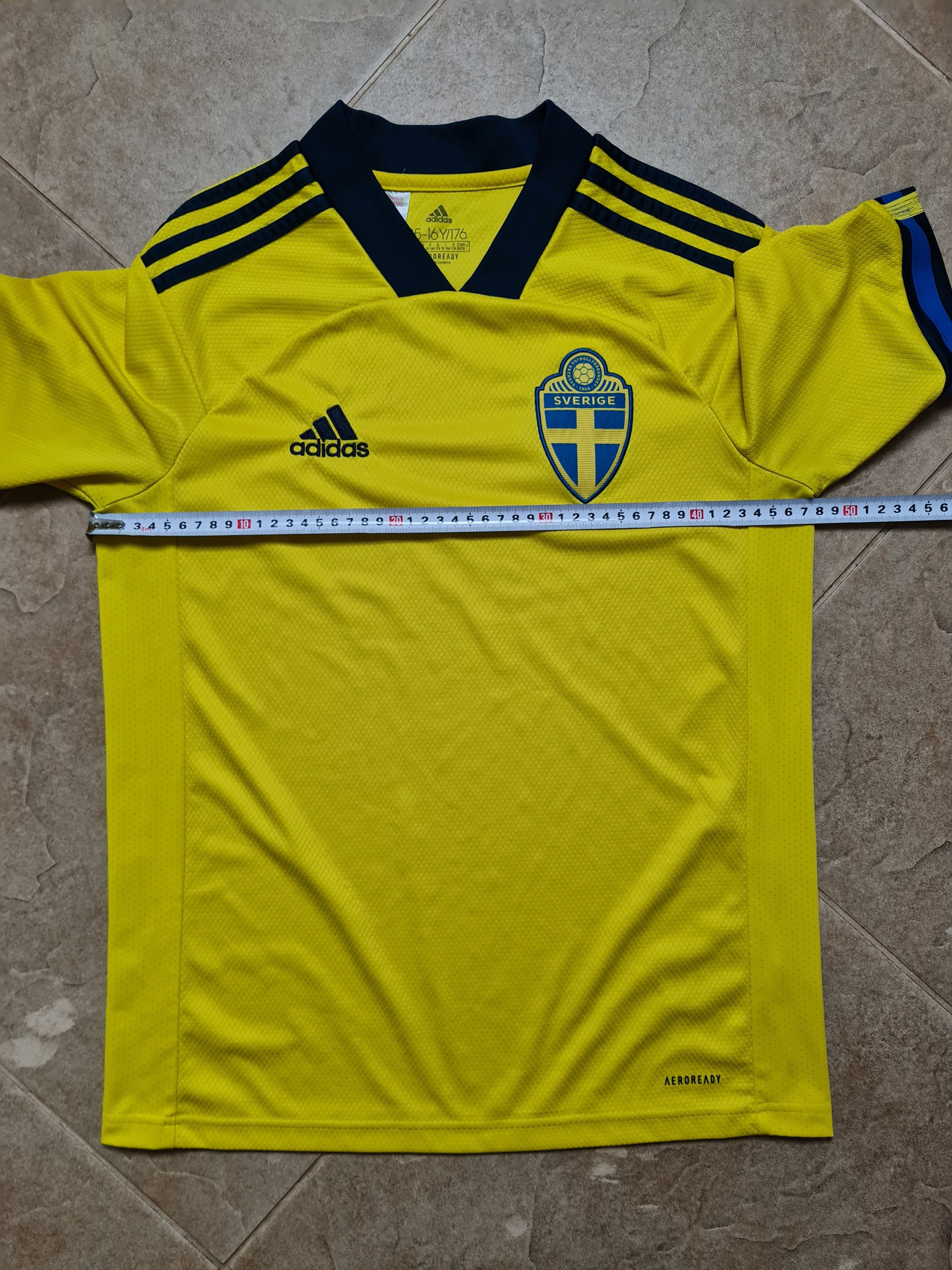 Adidas Sweden 2020-2021 Home Football Adidas Shirt Camiseta FH7613 Size US S / EU 44-46 / 1 - 9 Thumbnail
