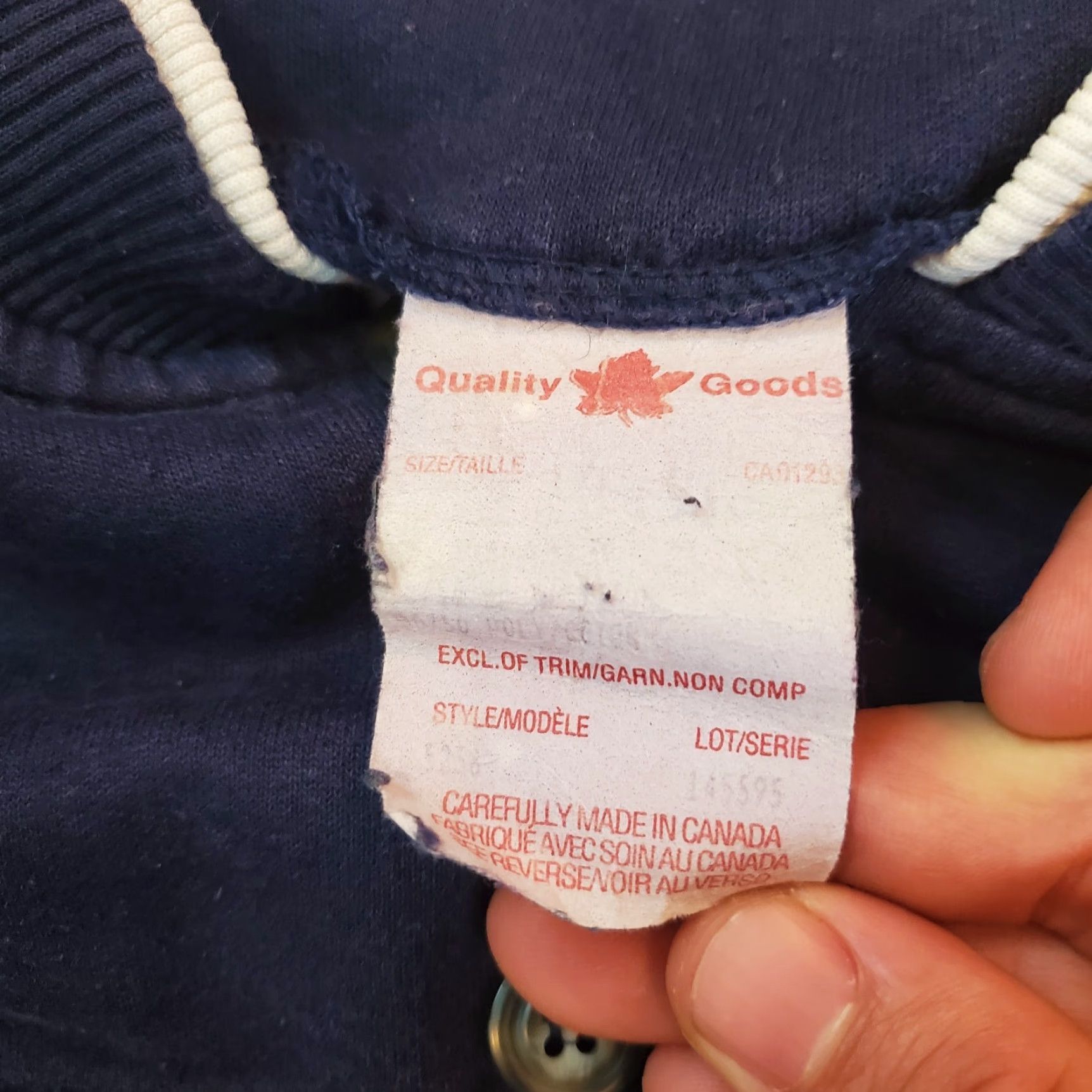 Vintage VINTAGE Montreal Canada Sweatshirt Small Mens Blue Long Sleeve 90s Henley Size US S / EU 44-46 / 1 - 5 Thumbnail