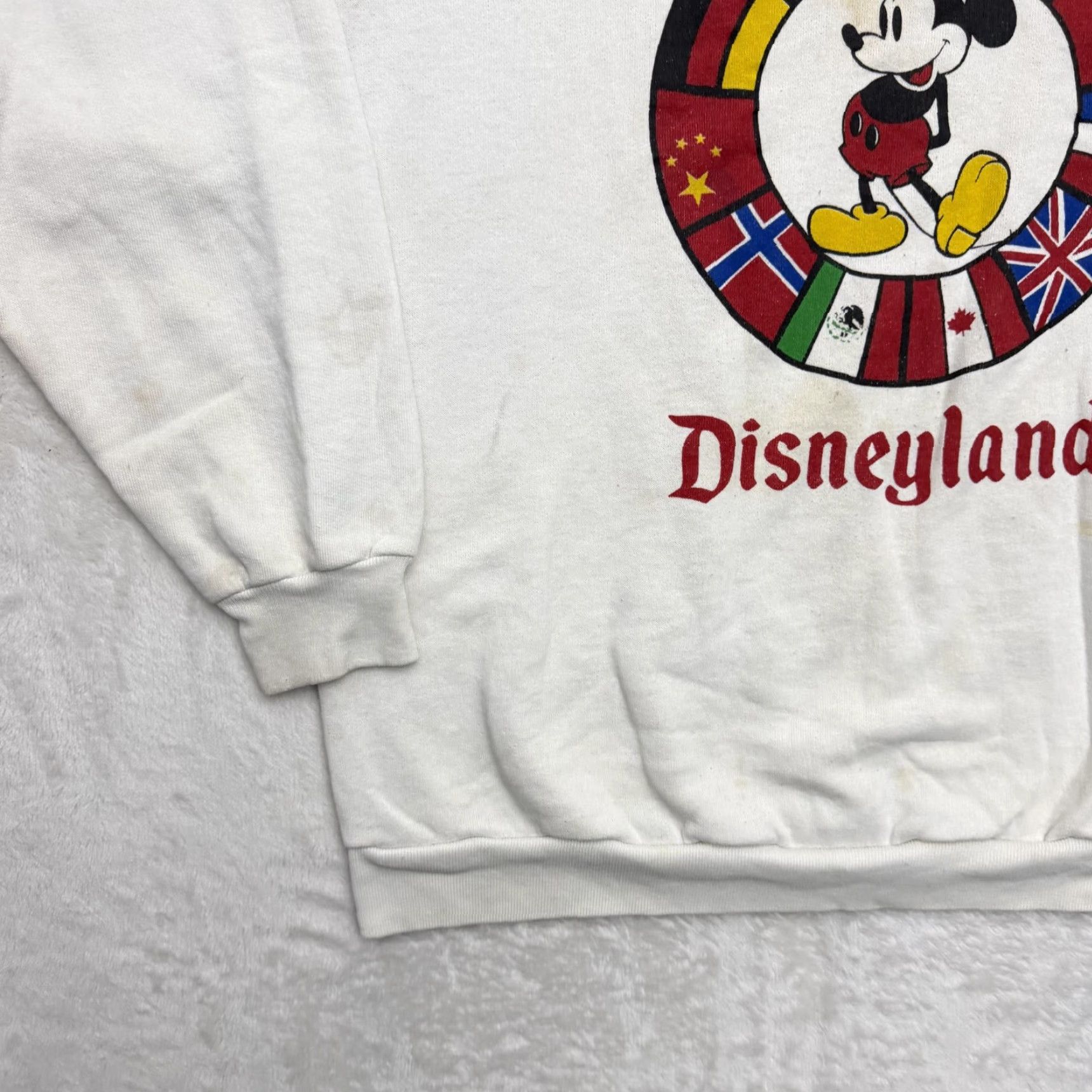 Vintage VINTAGE Mickey Mouse Sweatshirt Mens XL White USA Flag Graphic 90s Disney Designs Pullover Size US XL / EU 56 / 4 - 7 Thumbnail