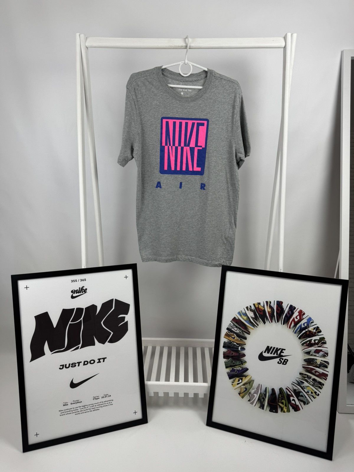 Nike Rare Nike Air Bog Logo Tee Size US M / EU 48-50 / 2 - 1 Thumbnail