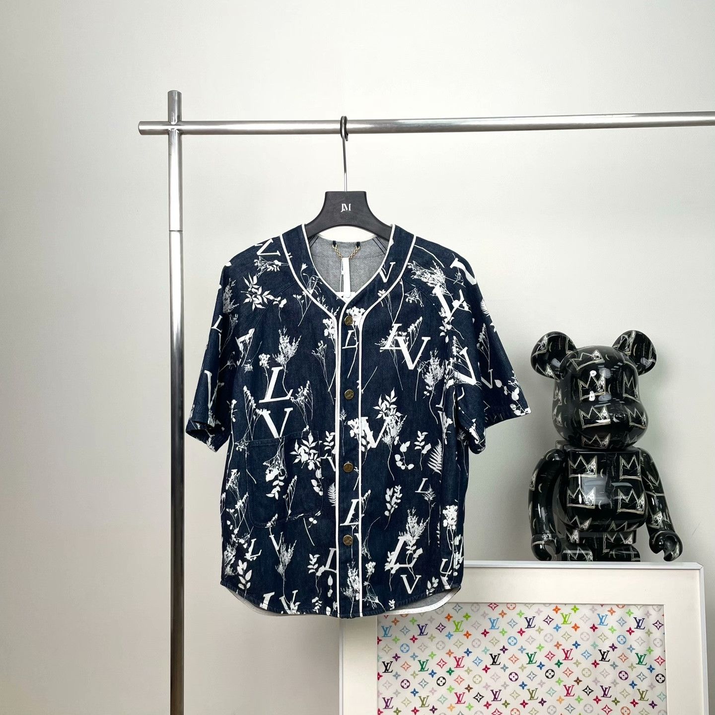 Louis Vuitton Louis Vuitton Denim Printed Shirt m Men Size US M / EU 48-50 / 2 - 1 Thumbnail