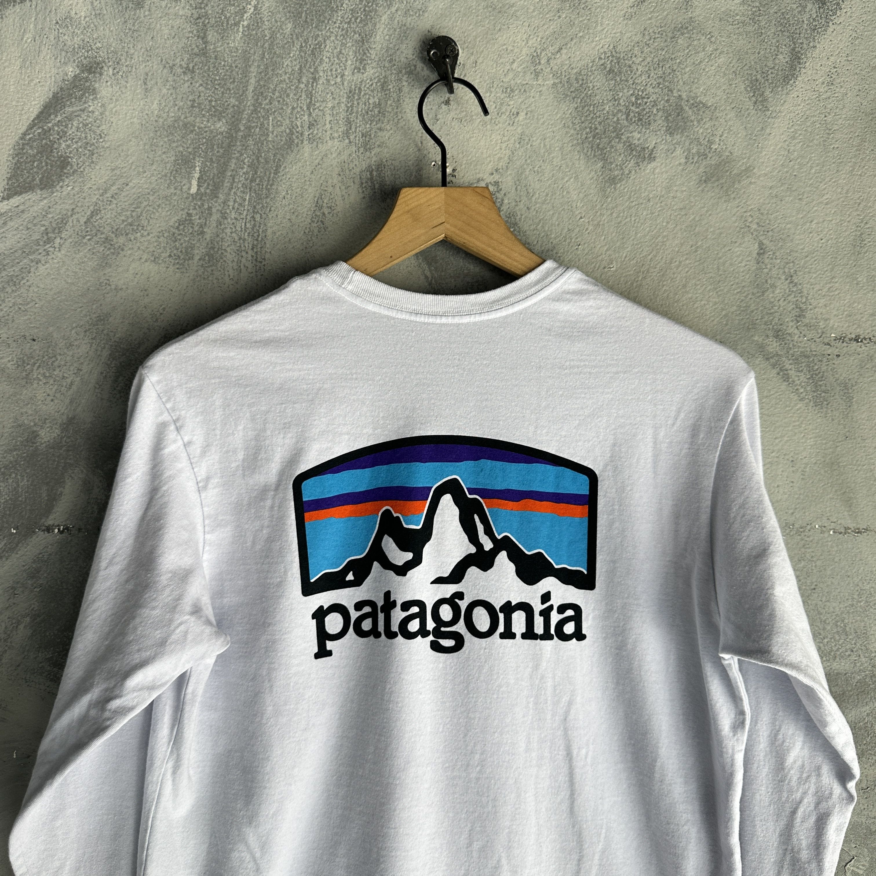 Patagonia Patagonia Responsibili-tee Men’s T-Shirt Long Sleeve P-6 Size US XS / EU 42 / 0 - 2 Thumbnail