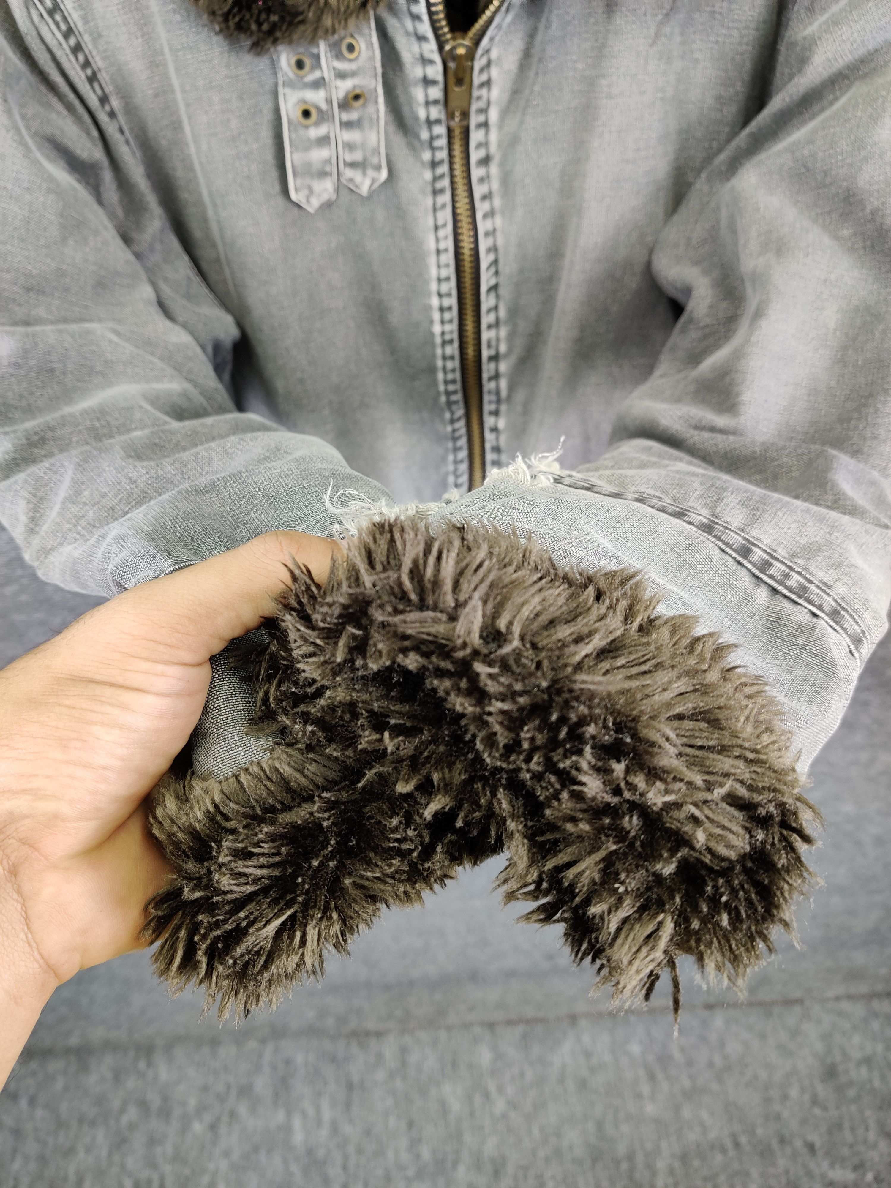 Edwin Vintage Edwin Shearling Denim Faux Fur Jacket Size US M / EU 48-50 / 2 - 15 Thumbnail