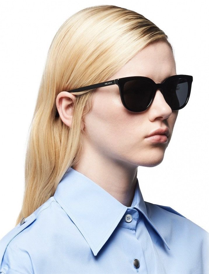 Prada PRADA Logo Polarized Sunglasses SPR03X Runway Black Square Size ONE SIZE - 3 Thumbnail
