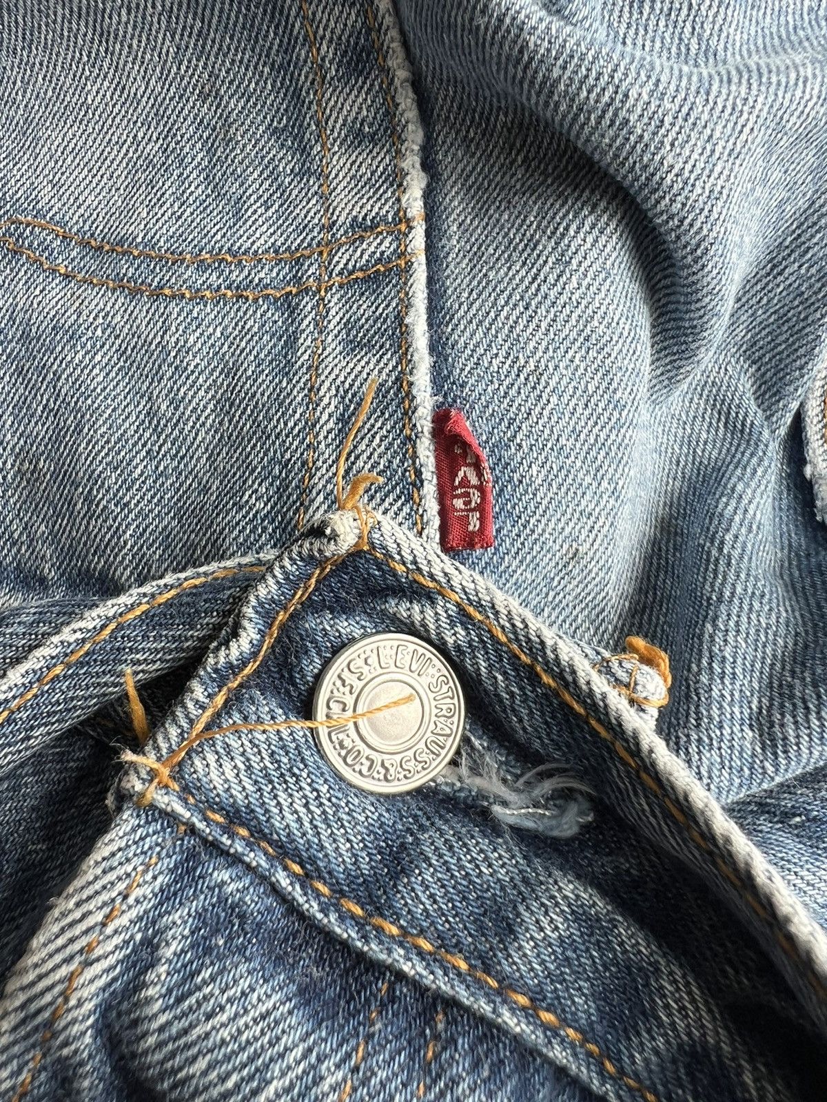 Levi's Vintage Clothing RARE Levi's 501 Reconstructed Baggy Jeans Suspender Overall Size US 38 / EU 54 - 14 Thumbnail