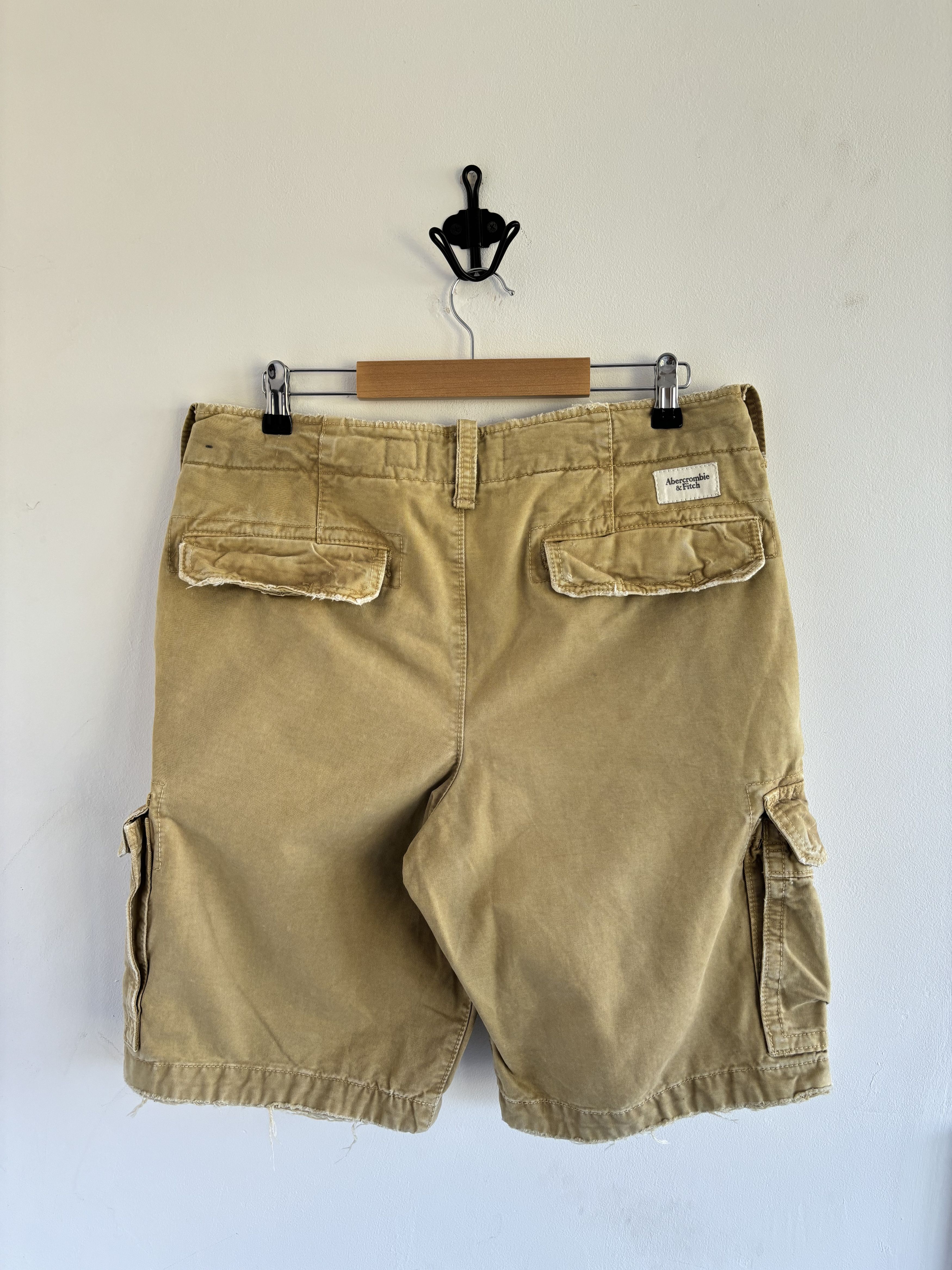 Abercrombie & Fitch Vintage Abercrombie Fitch Faded Cargo Shorts Size US 32 / EU 48 - 6 Thumbnail
