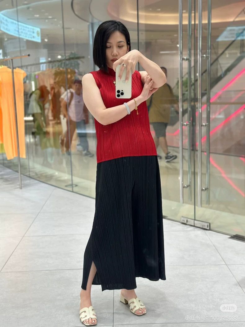 Issey Miyake Issey Miyake size:4 Black straight-leg wide-leg pants Size 31" - 8 Thumbnail