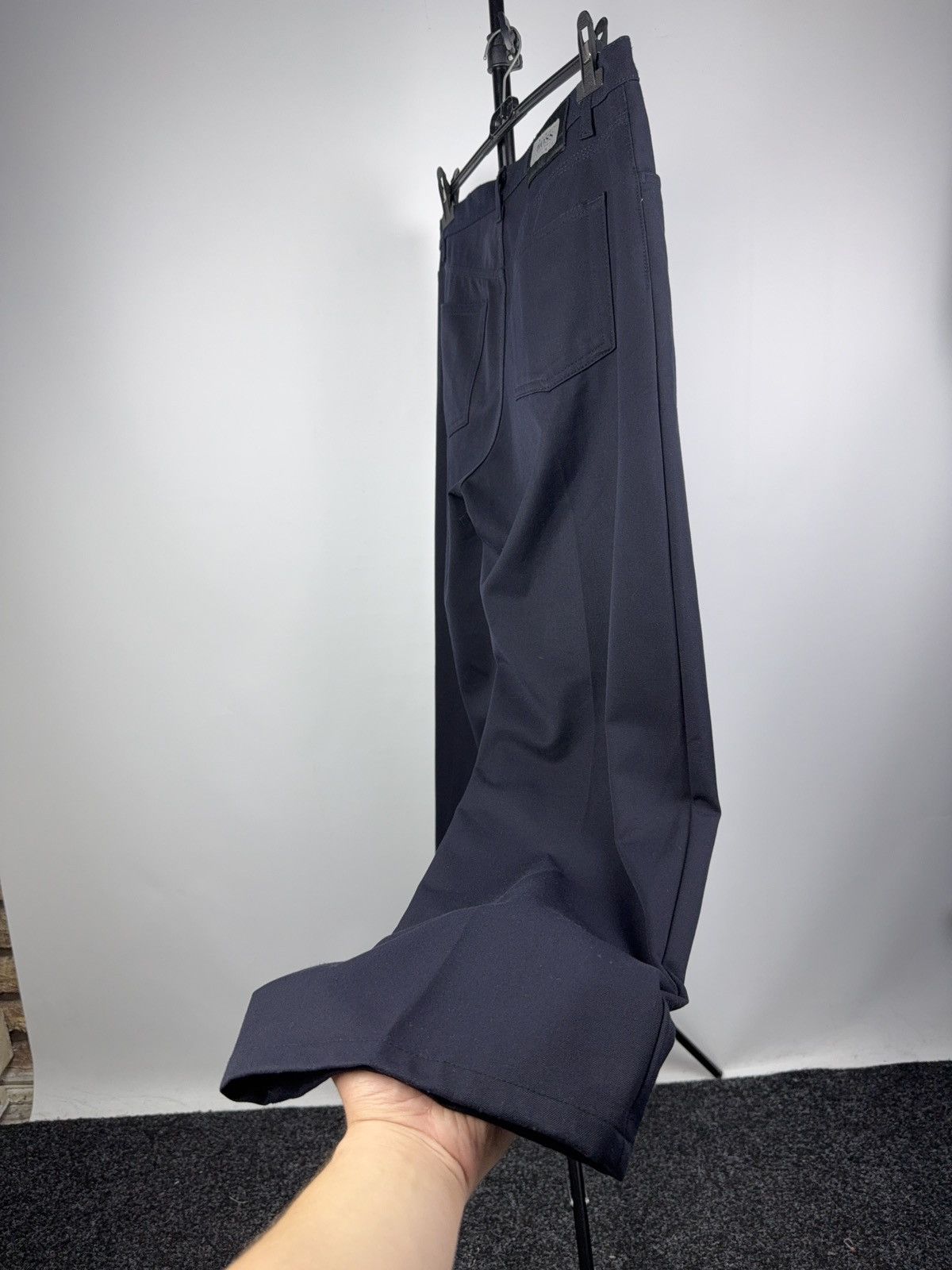Hugo Boss Luxury Hugo Boss Italy Art in Fashion Cotton Straight Pants Size US 30 / EU 46 - 11 Thumbnail