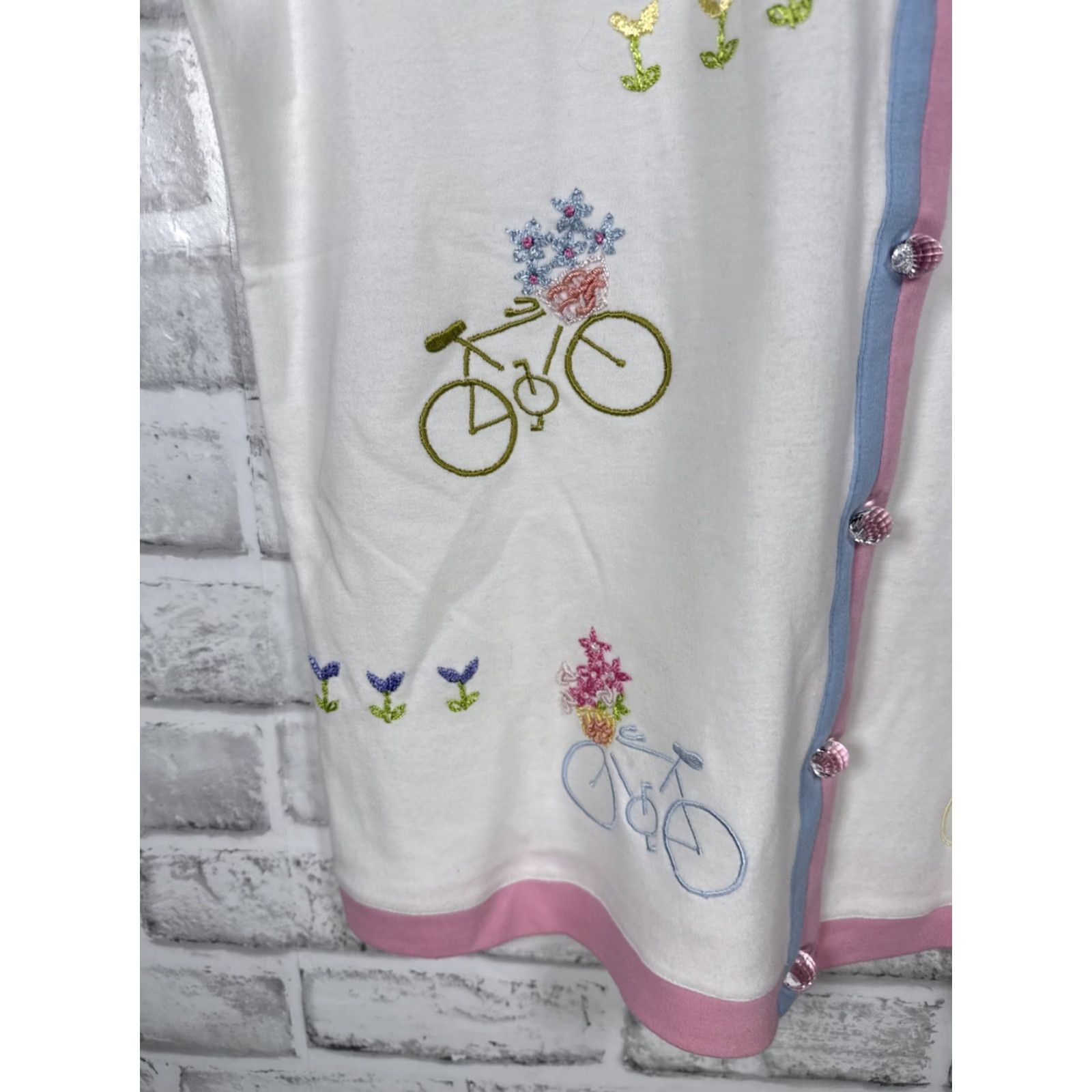 Vintage VINTAGE Storybook Knits Sweater Shirt Embroidered Cardigan Womens S White Size S / US 4 / IT 40 - 5 Thumbnail