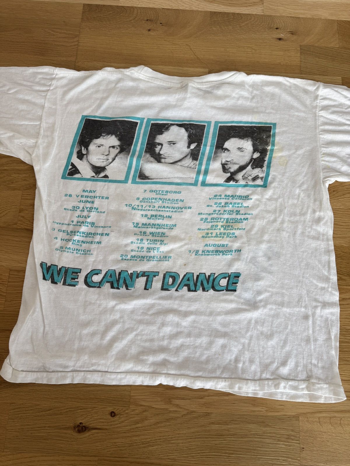 Vintage Vintage Genesis 1992 We Can’t Dance t-shirt single stitch Size US L / EU 52-54 / 3 - 5 Thumbnail