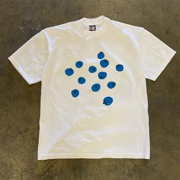 Japanese Brand White street fashion blueberry pattern cotton t-shirt Size US M / EU 48-50 / 2 - 7 Thumbnail