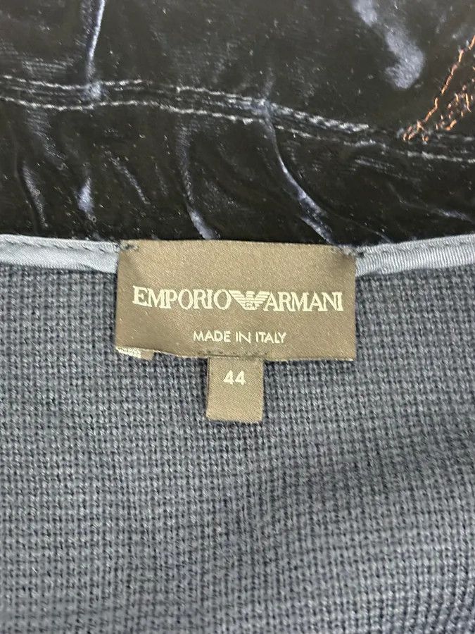 Emporio Armani AW2018 Emporio Armani Black Floral Velvet & Navy Jacket Size US S / EU 44-46 / 1 - 10 Thumbnail