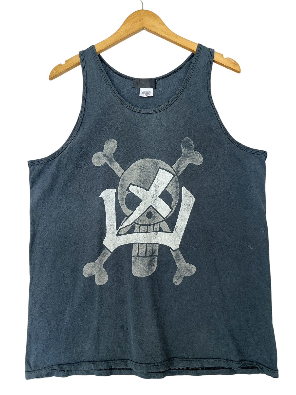 Vintage Vintage One Piece Skull Bones Distressed Tees Size US L / EU 52-54 / 3 - 1 Thumbnail
