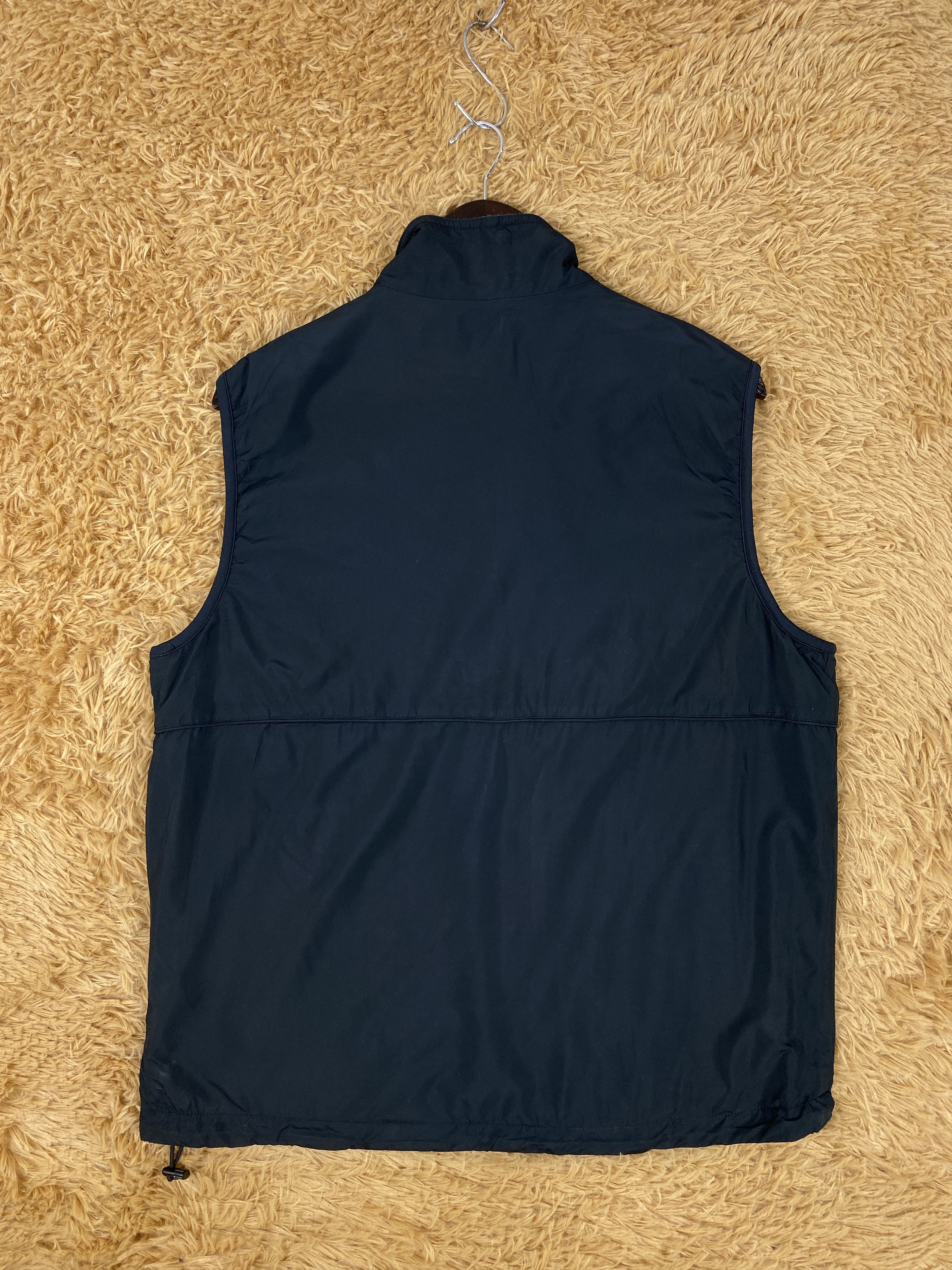 Uniqlo Vintage Uniqlo Reversible Fleece Vest Size US S / EU 44-46 / 1 - 7 Thumbnail