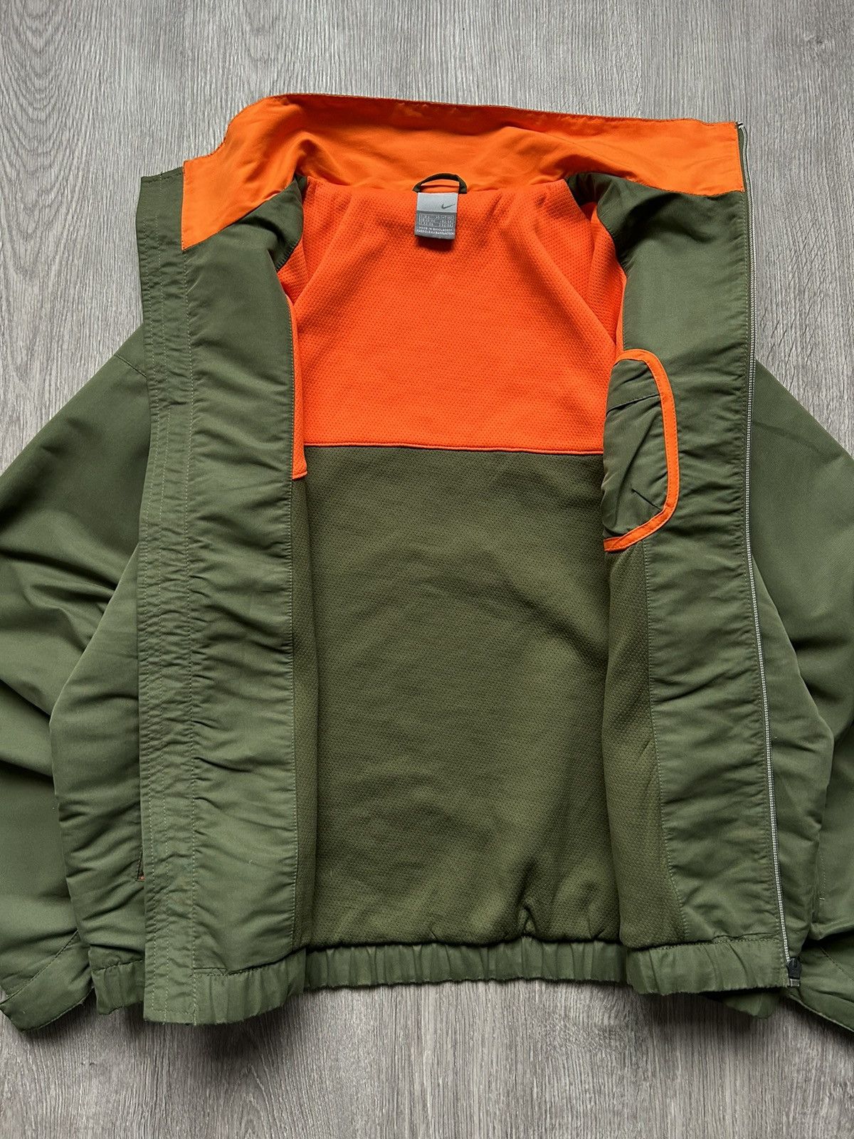 Nike × Vintage Bomber Nike 🔘 Vintage 🔘 Streetwear 🔘 90-00s 🔘 Size US L / EU 52-54 / 3 - 7 Thumbnail