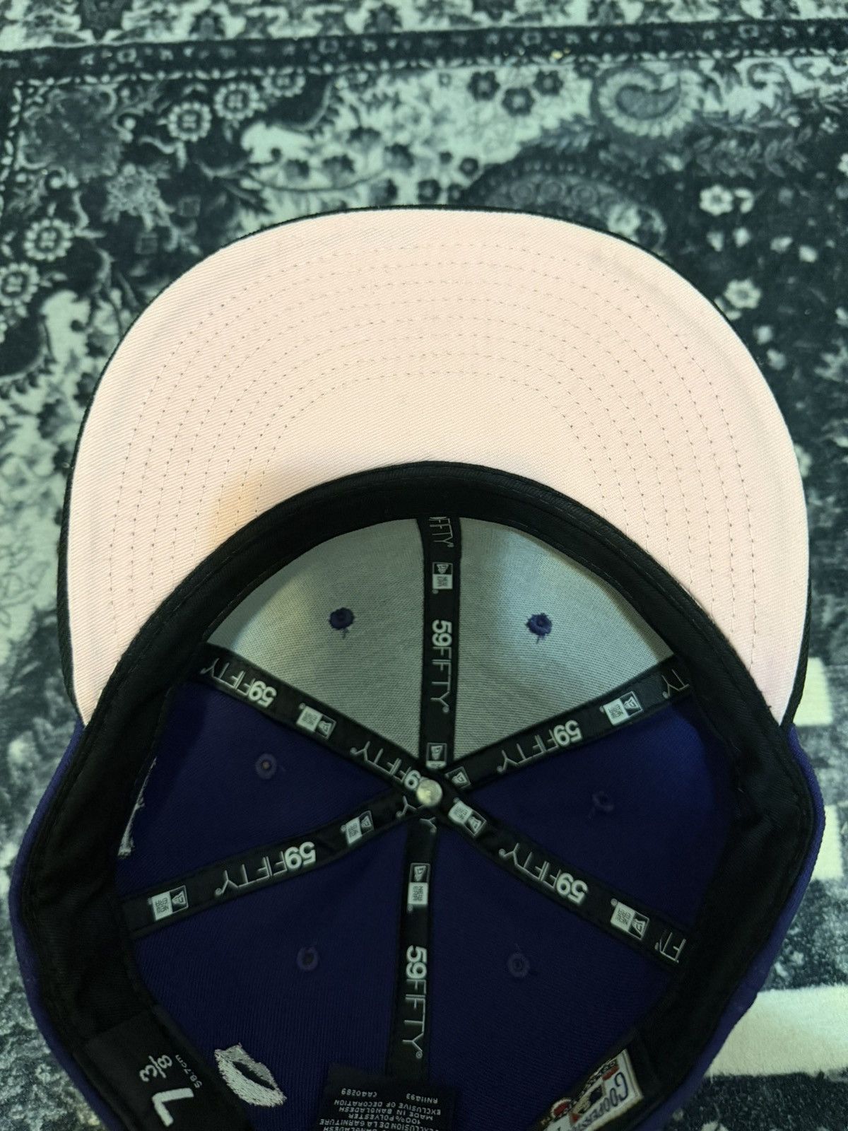 New Era YANKEES PURPLE AND BLACK FITTED HAT Size 26 - 4 Thumbnail